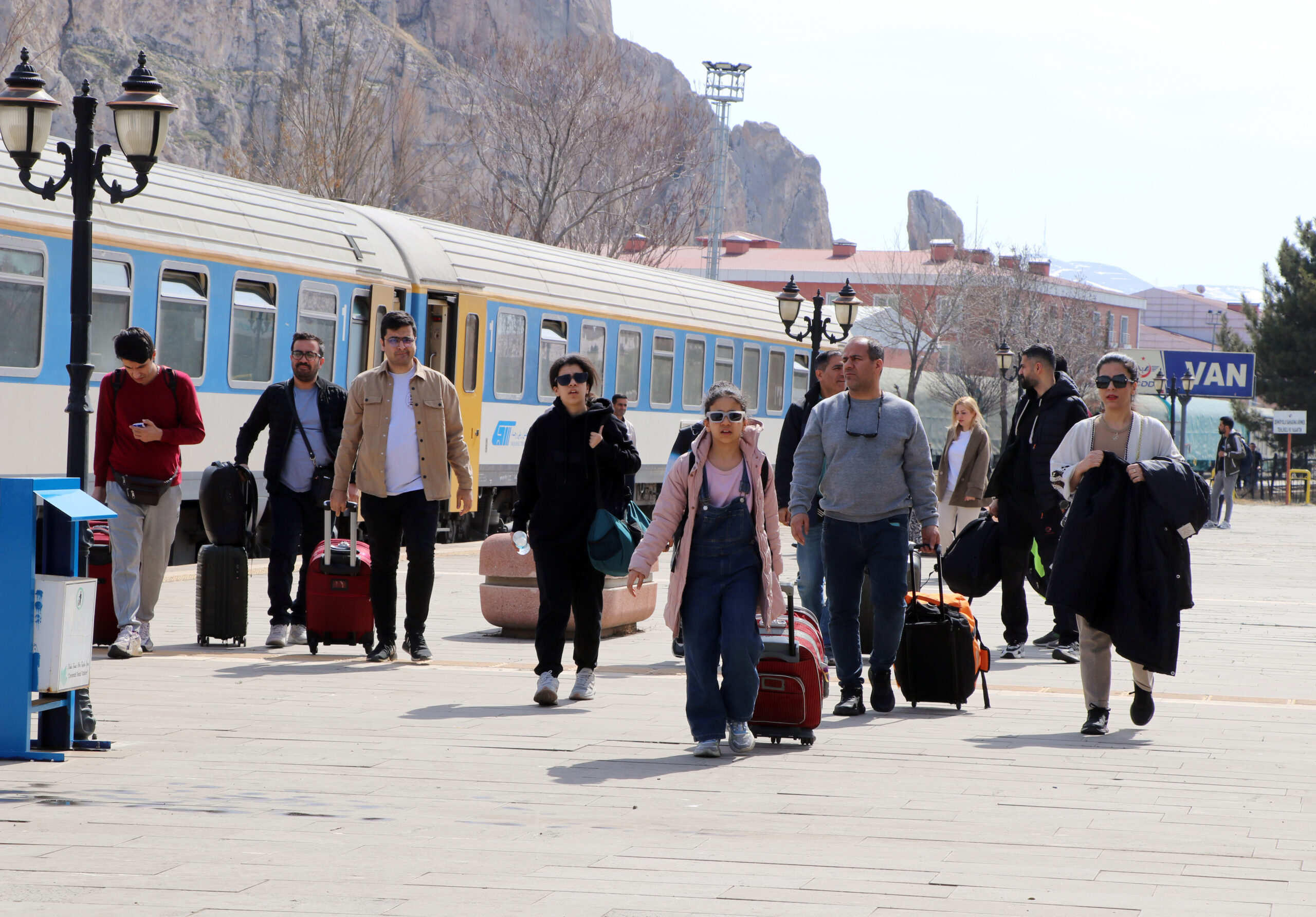 Van Turizmi İran’a Yapılan Saldırılardan Olumsuz Etkilendi