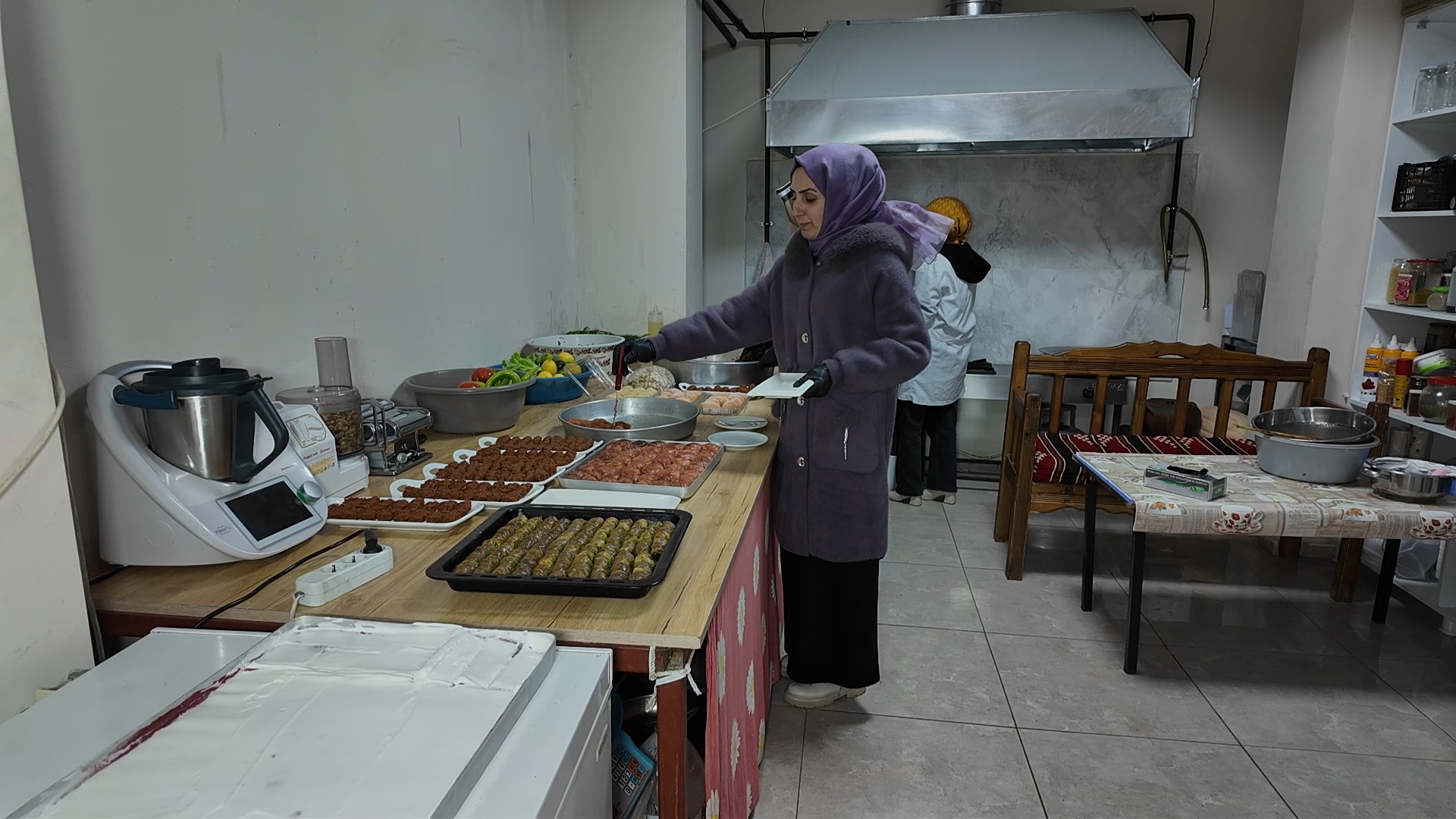 3 Çocuk Annesinin Tutkusu: Yemek Yapımıyla Başarılı Bir İş Kurdu
