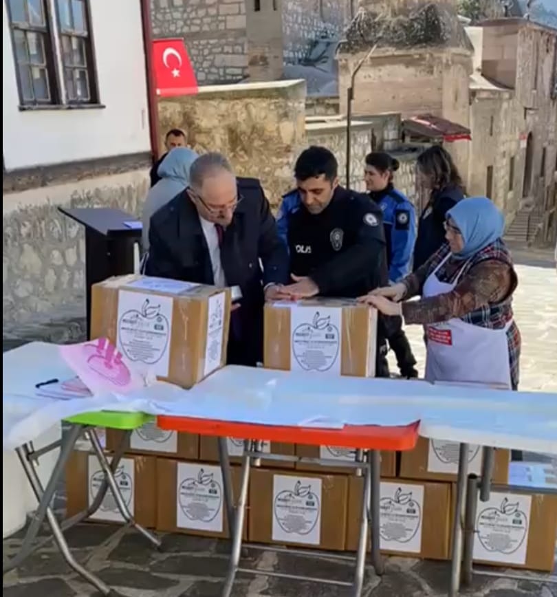 Şehidin Vasiyeti Yerine Getirildi: Amasya Çöreği Silah Arkadaşlarına Gönderildi
