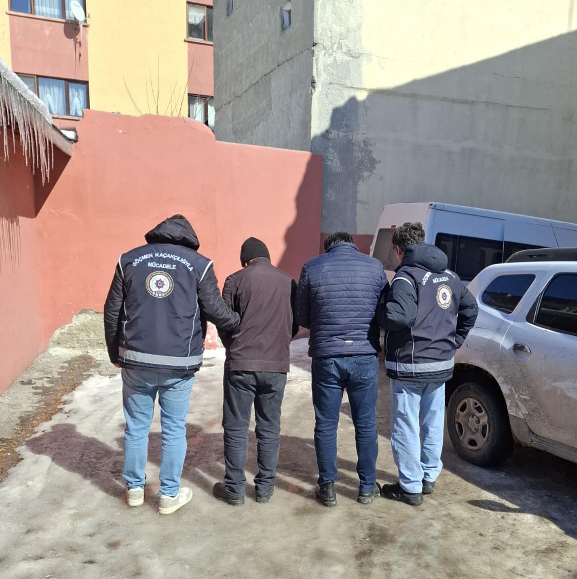 Kars'ta 7 Kaçak Göçmen Ele Geçirildi