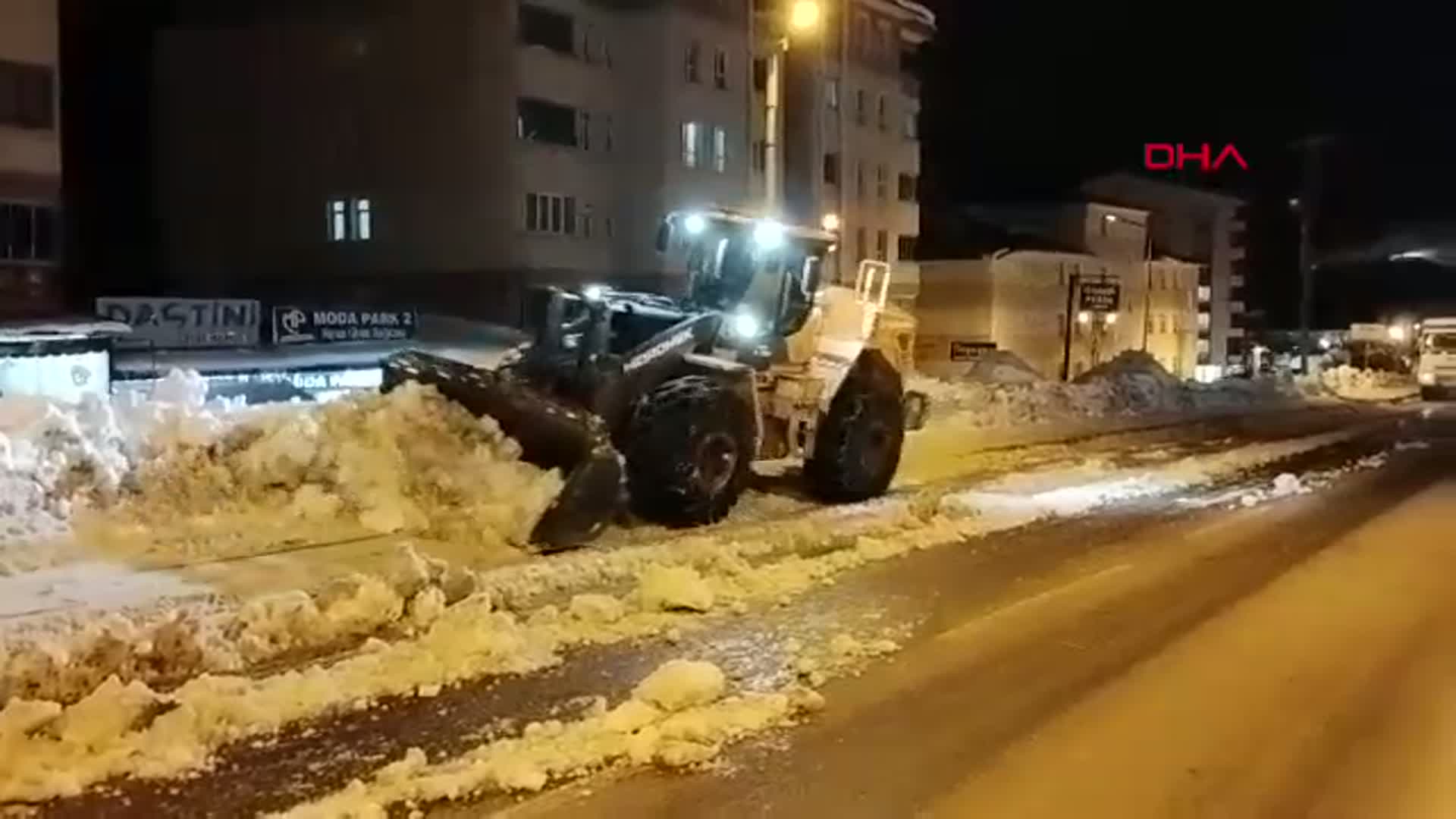 Bitlis'ten Konya'ya Uçak Ambulans ile Sevk Edilen Bebek