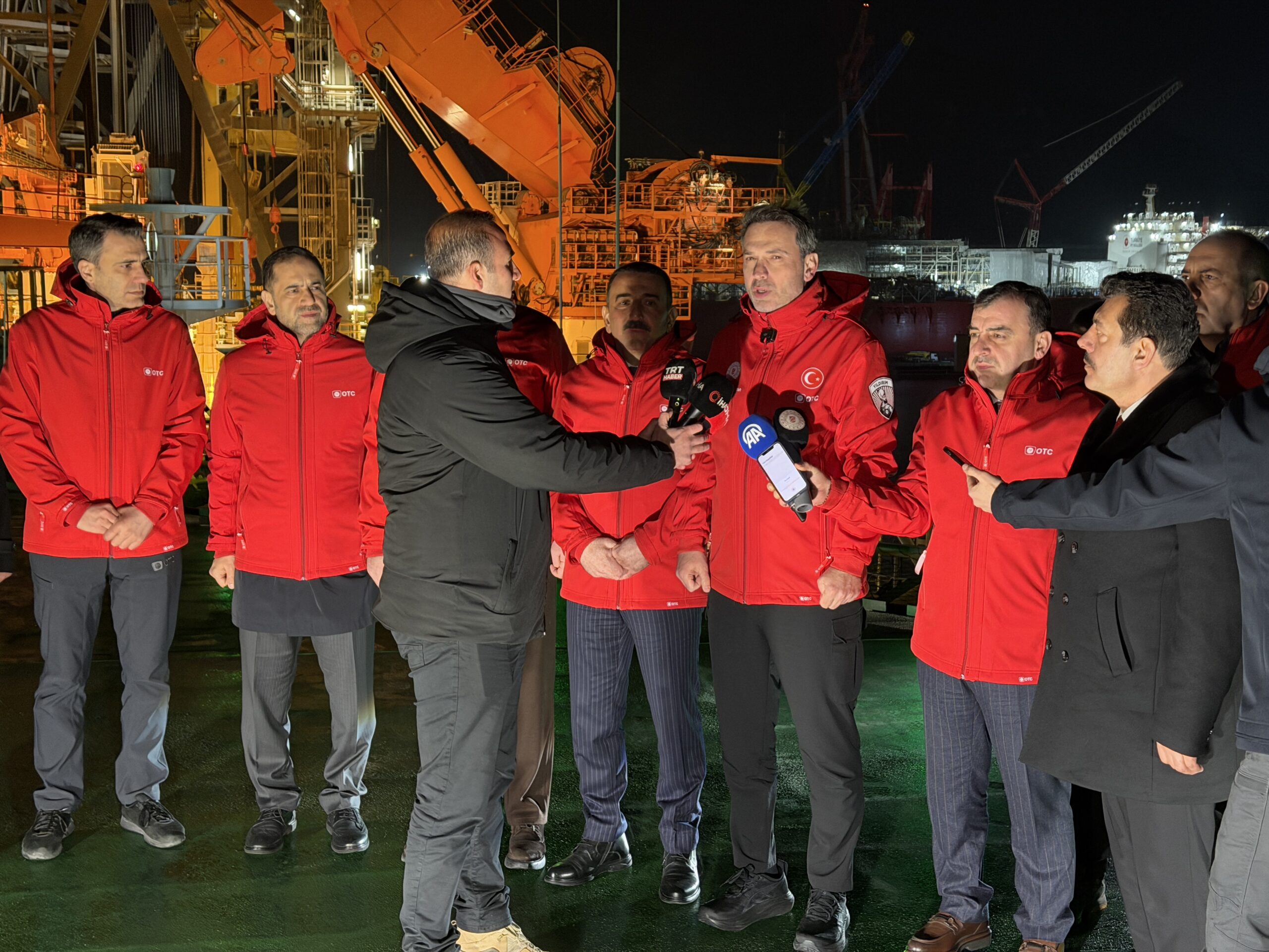 Bakan Bayraktar'dan Karadeniz'de İki Yeni Sondaj Müjdesi