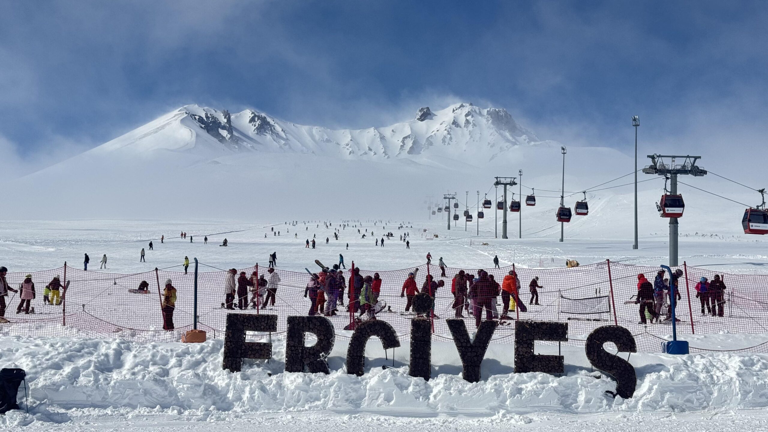 Erciyes Kayak Merkezi'nde Bayram Rezervasyonları Yüzde 70'e Ulaştı