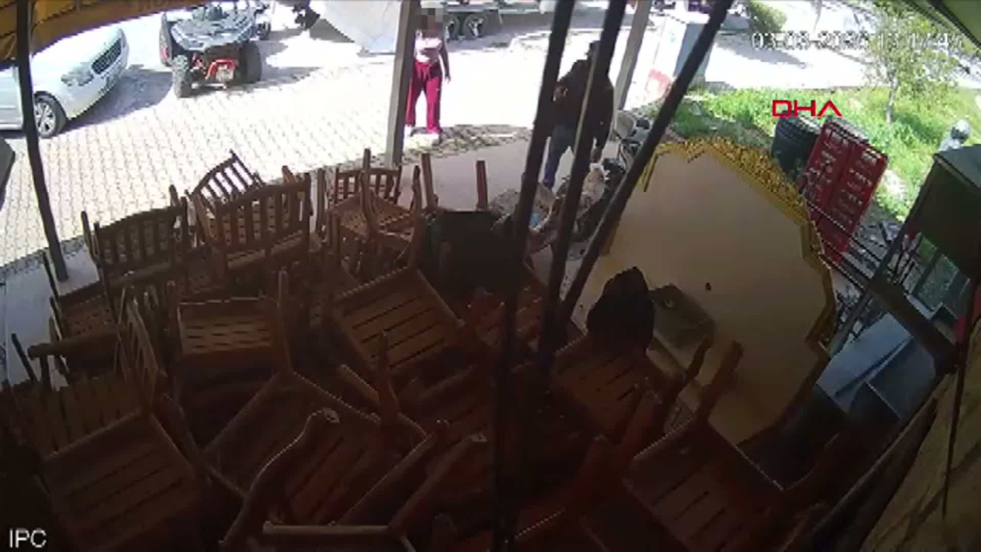 Antalya'da Hırsızlık Şüphelisi JASAT Tarafından Yakalandı