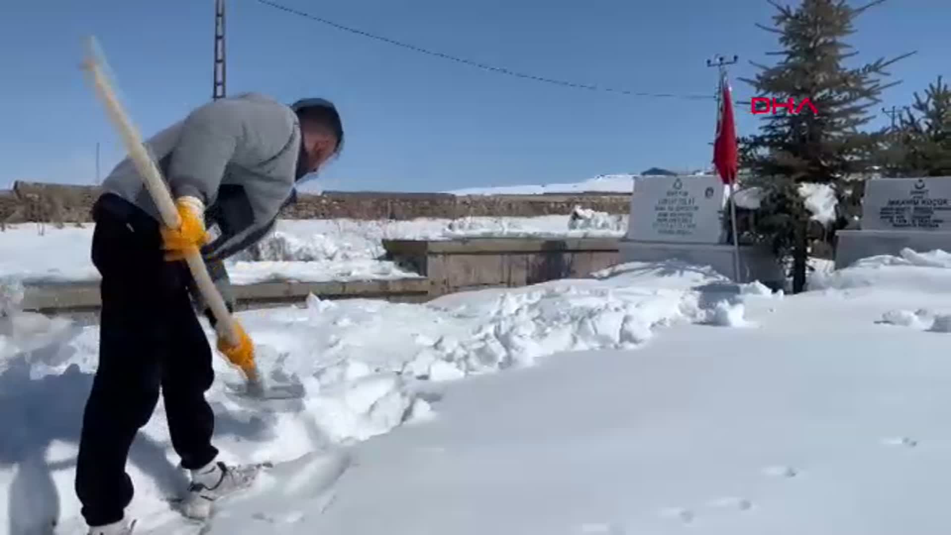 Ardahan'da Şehit Kabirleri İçin Temizlik Seferberliği Başlatıldı