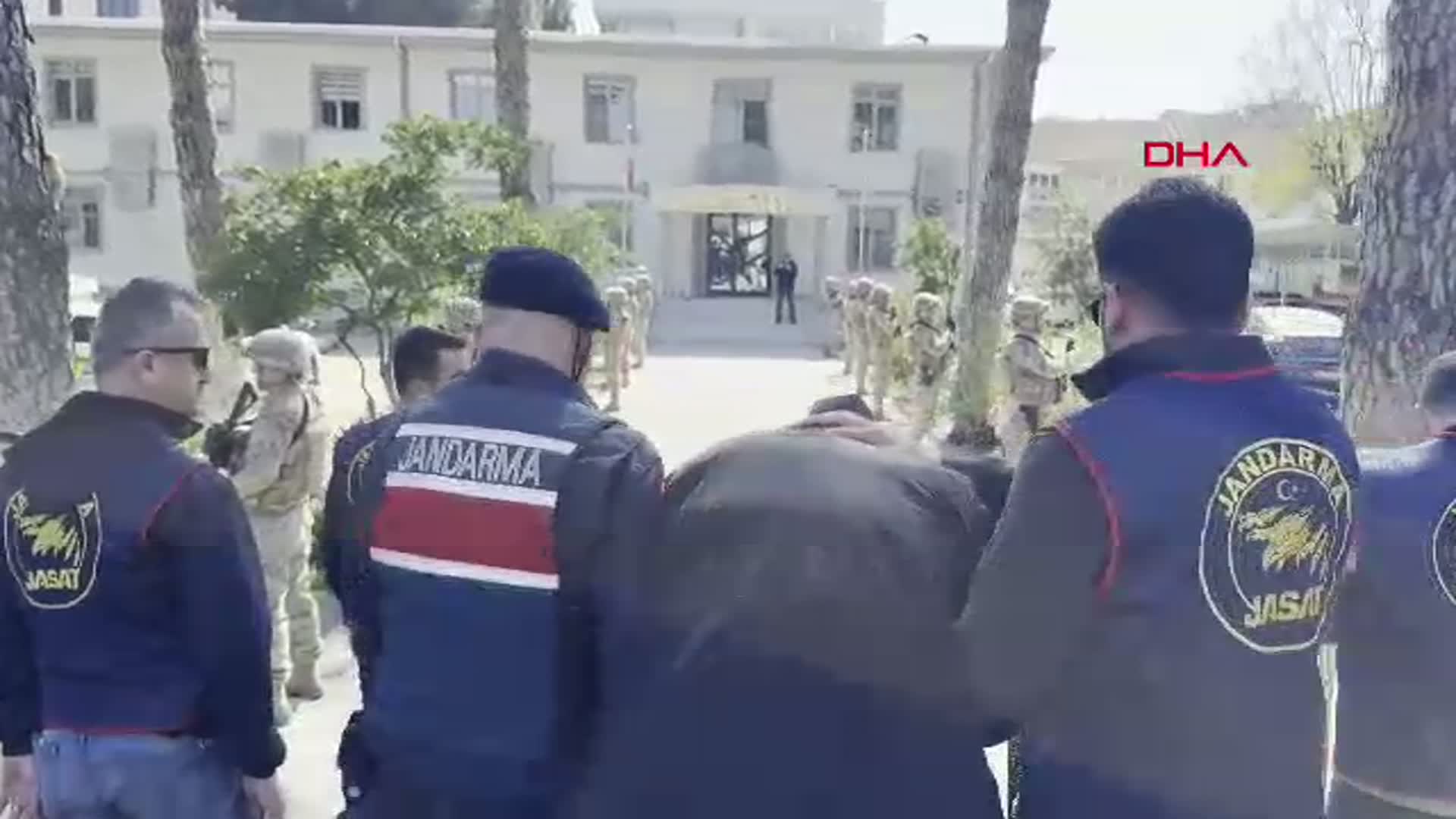 Aydın'da Korkunç Cinayet: Annesini Öldüren Oğul Tutuklandı