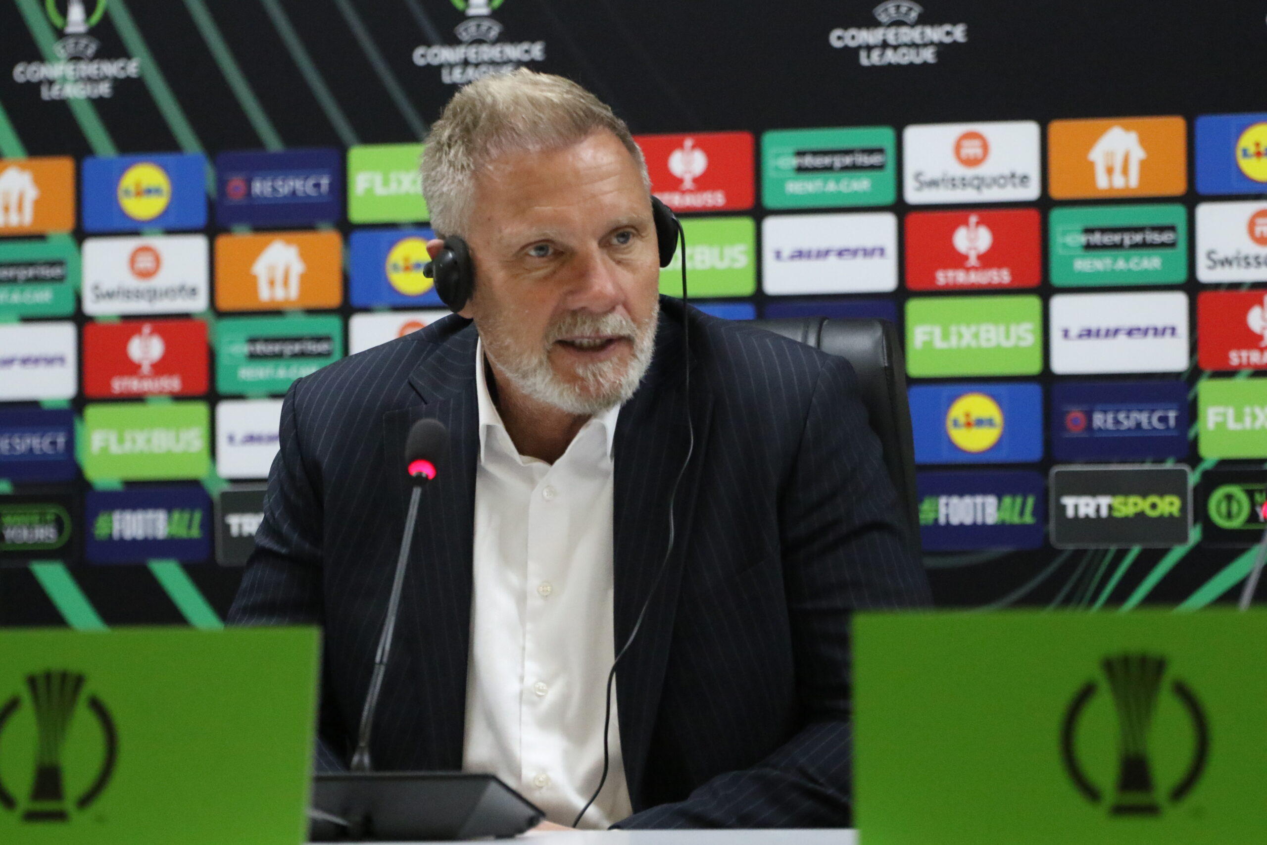 Samsunspor, Rayo Vallecano'ya Mağlup: Teknik Direktörler Maç Sonrası Değerlendirdi