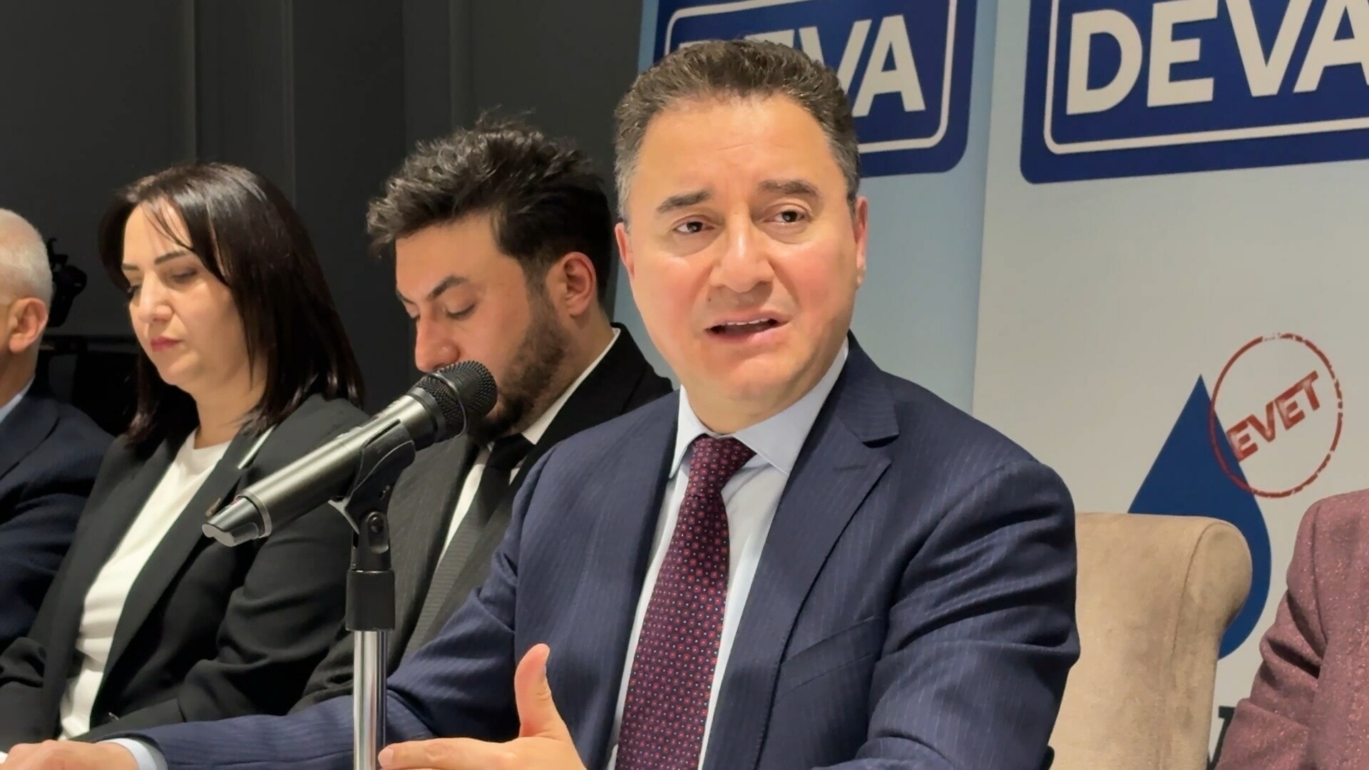 Ali Babacan'dan Uyarı: Bölgede Büyüyen Ateş Çemberi