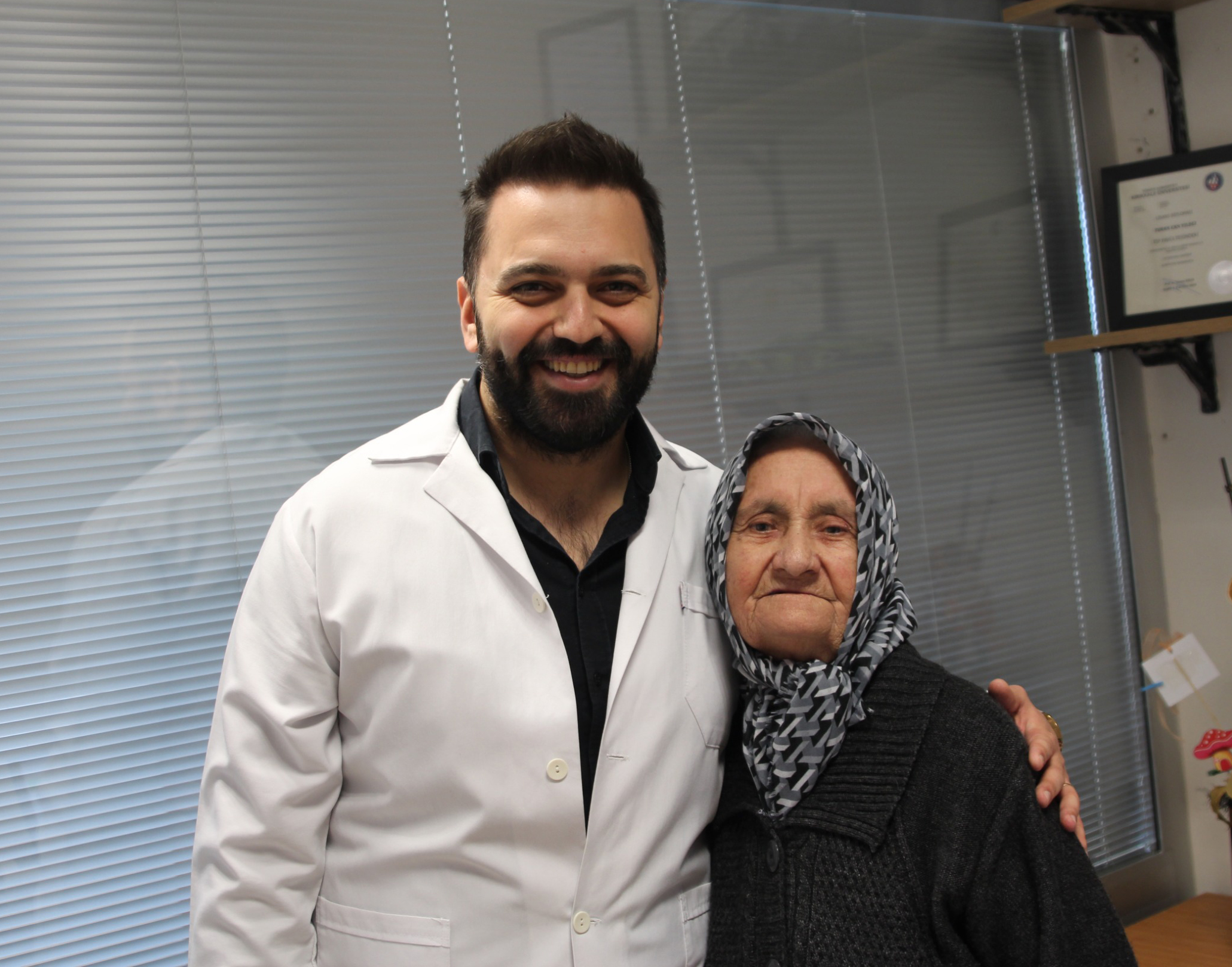 Erken Teşhis Hayat Kurtarıyor: Kadın, Karın Ağrısı ile Gittiği Hastanede Kanser Olduğunu Öğrendi