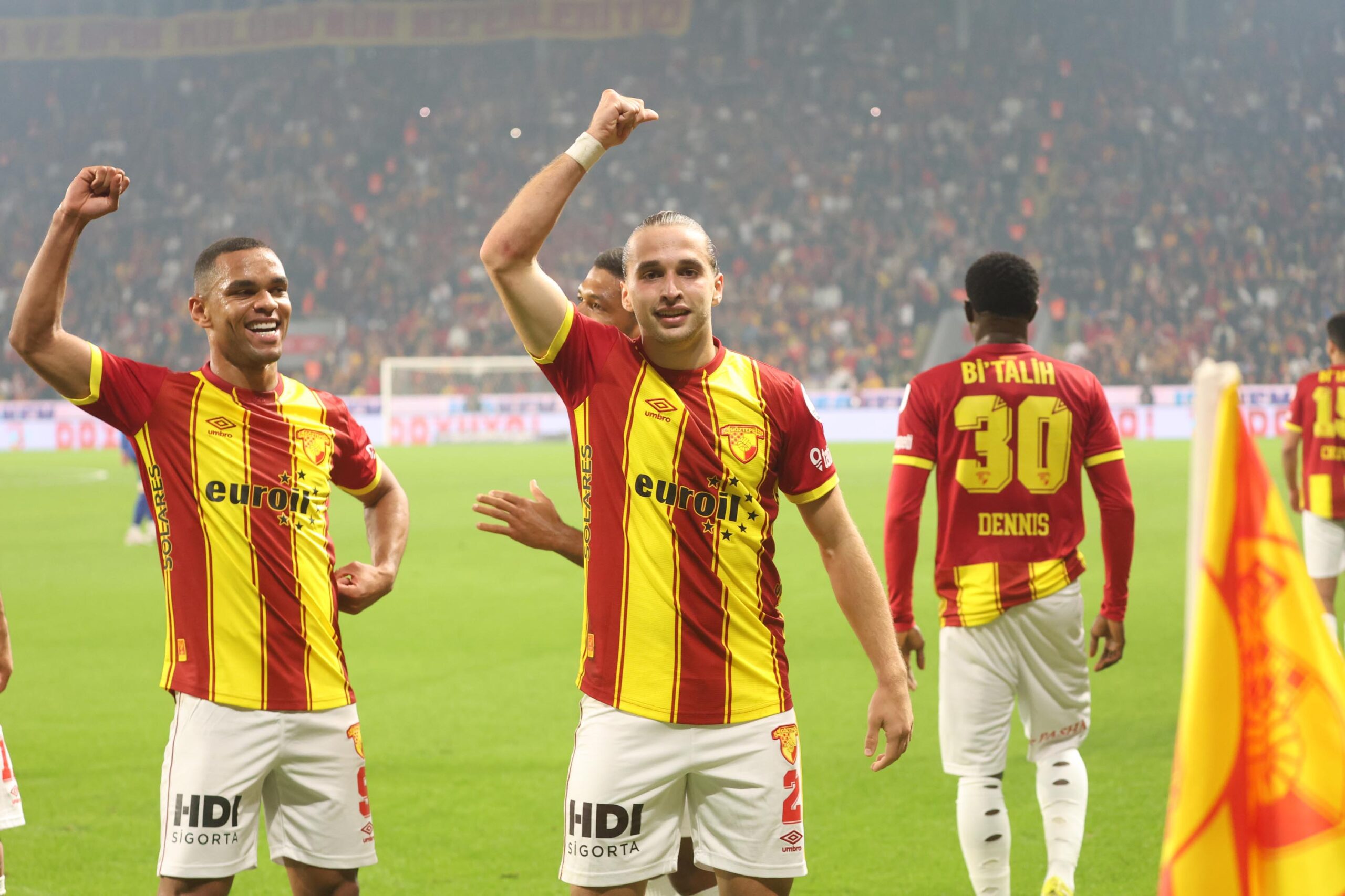 Göztepe, Alanyaspor'u Ağırlıyor