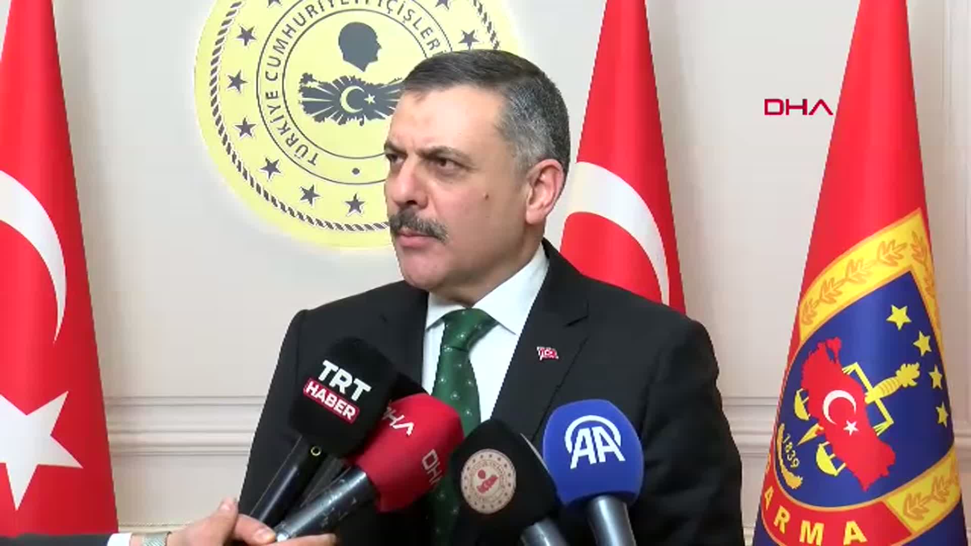 Bakan Çiftçi'den Araçlardaki Ses ve Görüntü Sistemlerine Dikkat Çekici Uyarı
