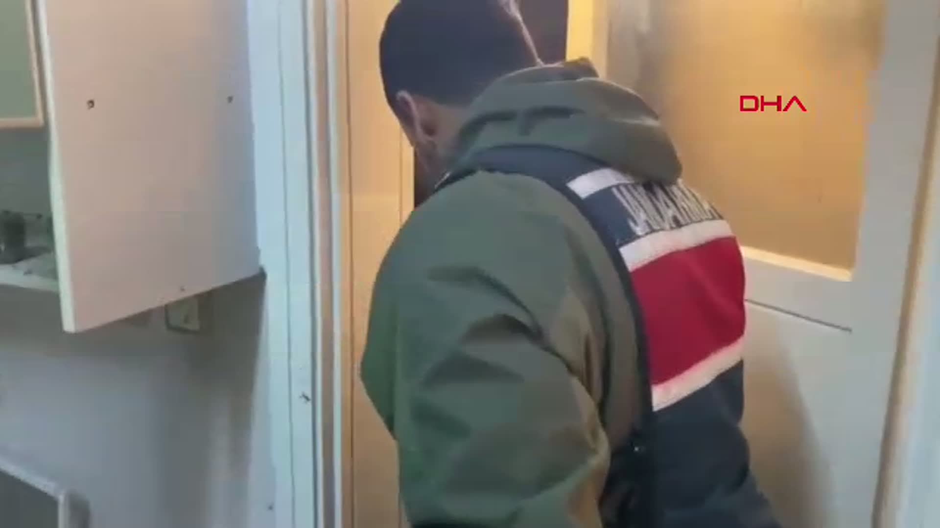 Aydın'da Evinde Hint Keneviri Yetiştiren Genç Gözaltına Alındı