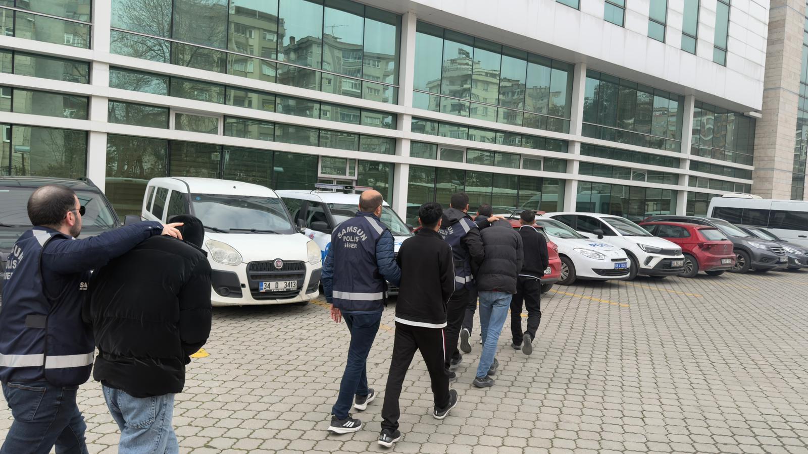 Babasına Araç Kiralamak İsterken 500 Bin Lira Dolandırıldı