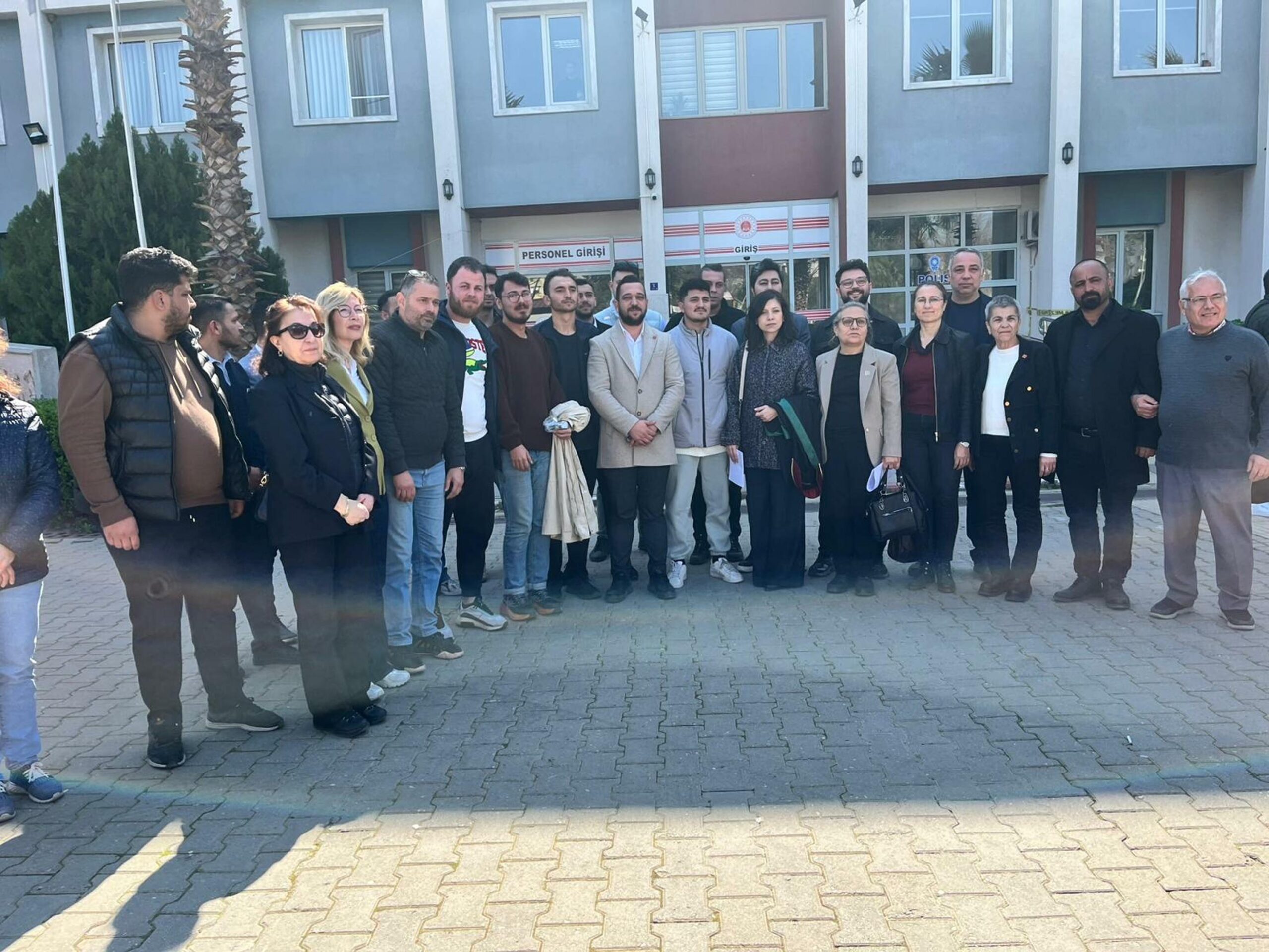 Nazilli'de 'Cumhurbaşkanına hakaret' nedeniyle gözaltına alınan 4 kişi serbest bırakıldı