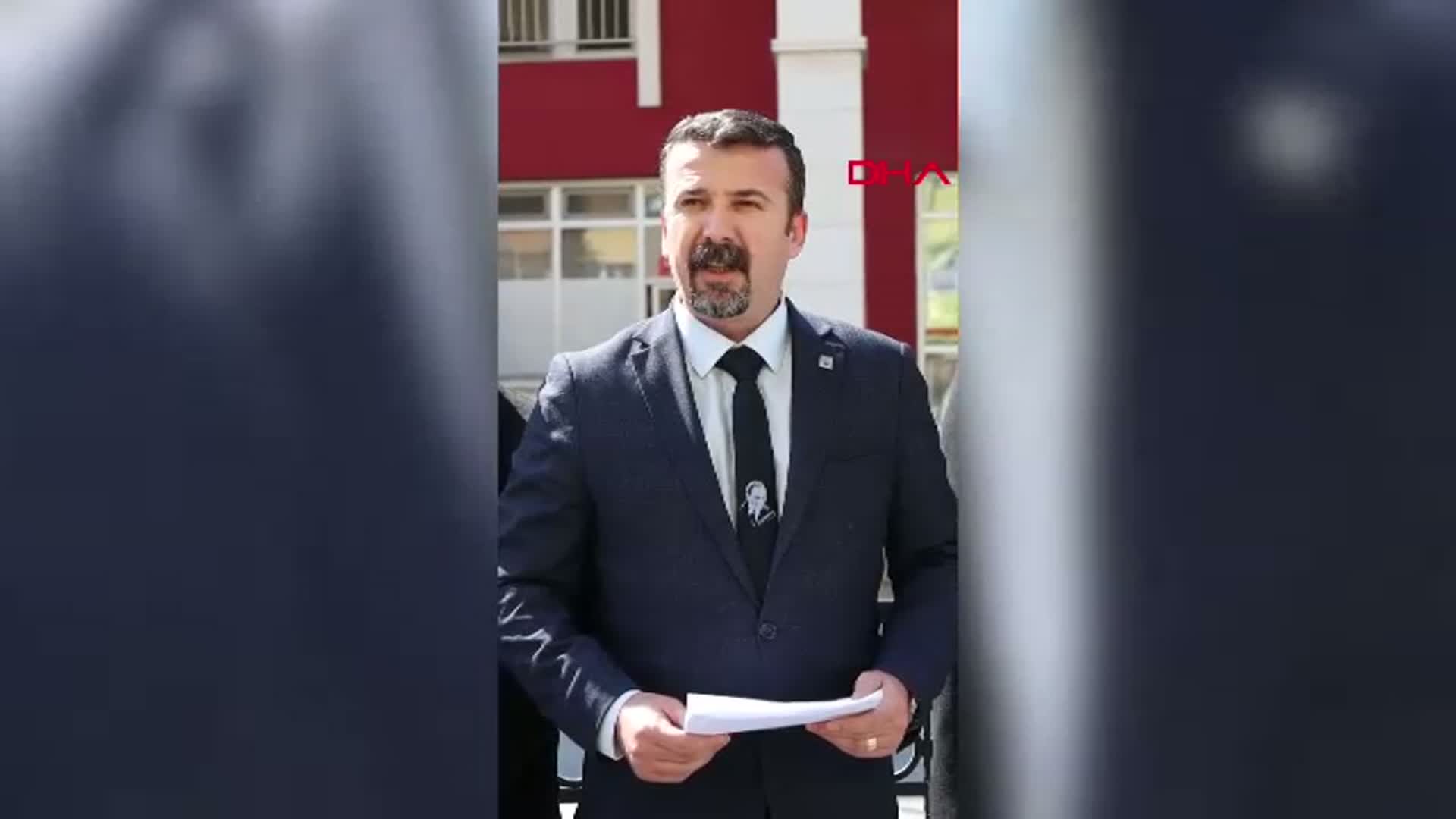 Manisa'da Öğretmen Atatürk'e Hakaret İle Gözaltına Alındı
