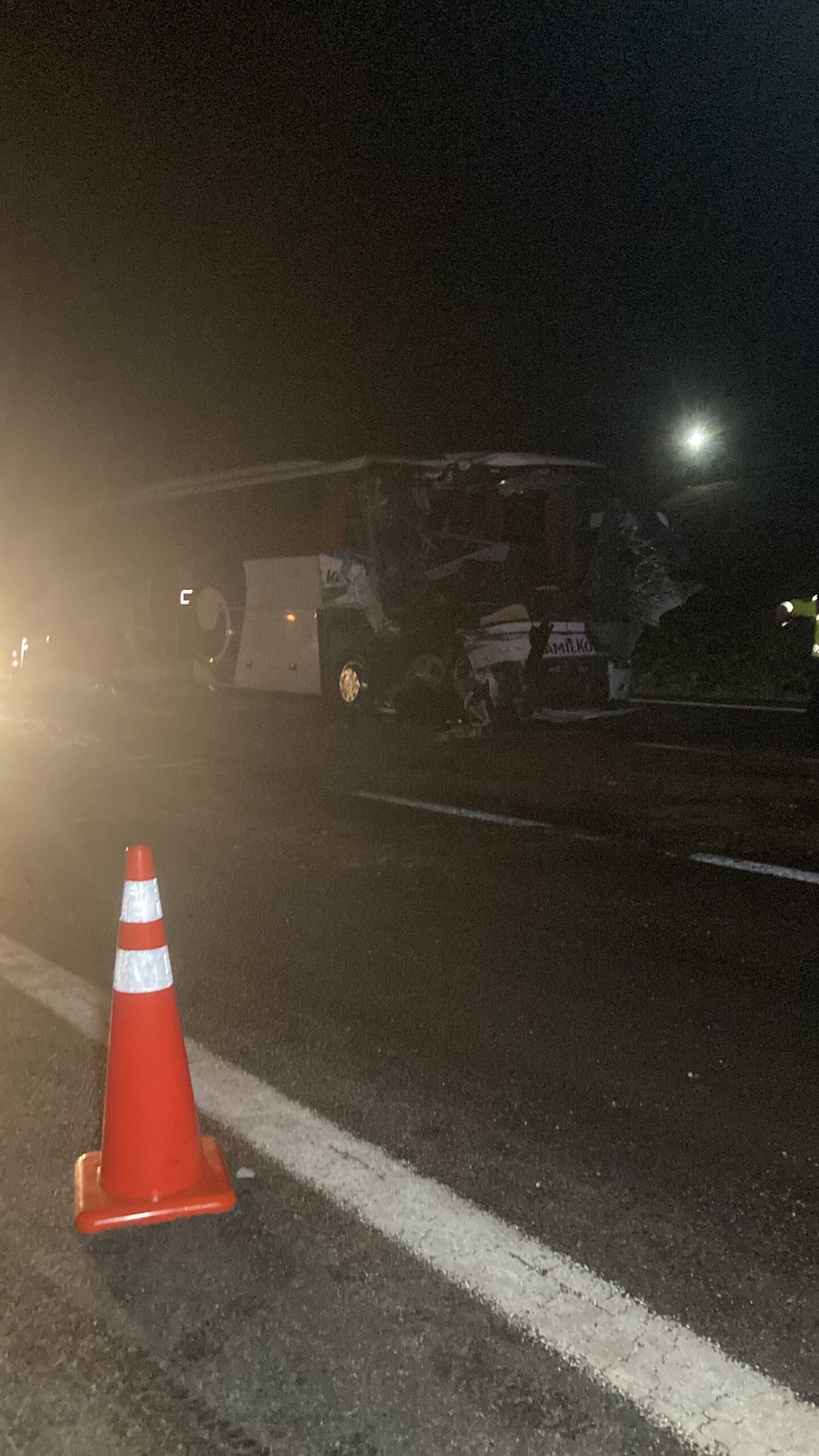 Ankara'da Feci Kaza: Yolcu Otobüsü TIR'a Çarptı, 1 Ölü 15 Yaralı