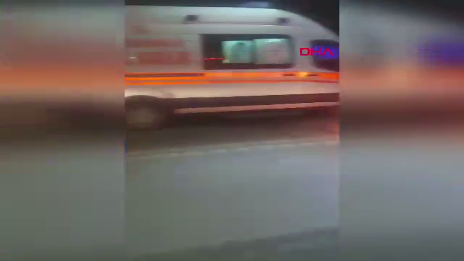 Amasya'da Yolcu Otobüsü TIR'a Çarptı: 11 Yaralı