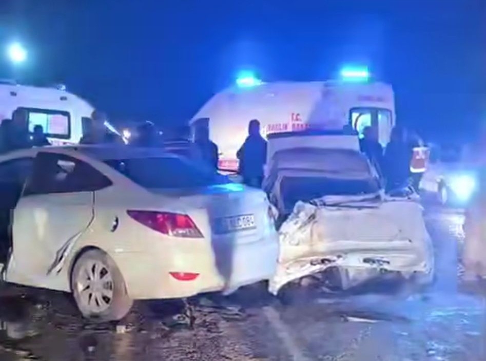 Şanlıurfa'da Trajik İki Kaza: 2 Ölü, 13 Yaralı