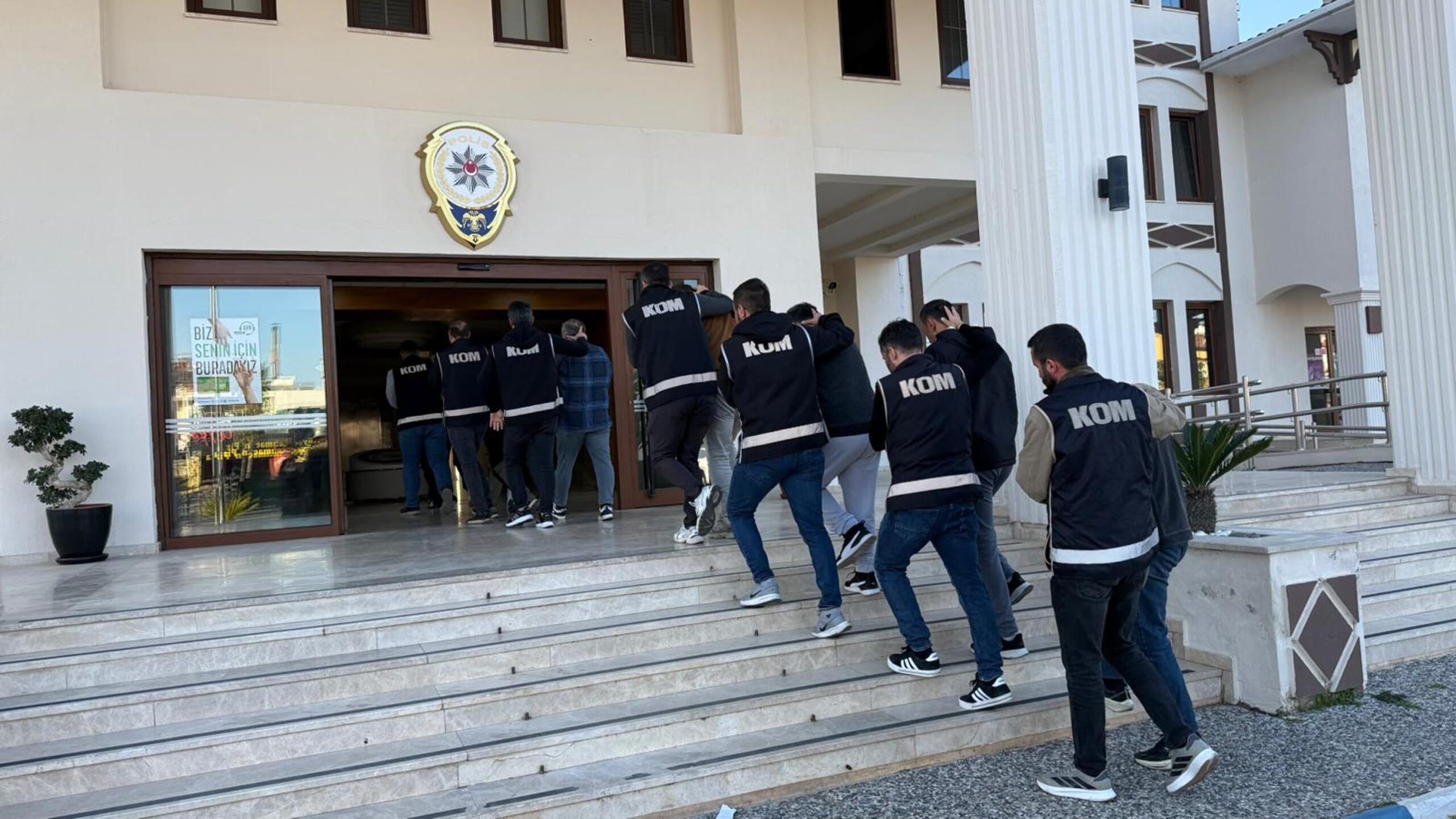 Muğla'da İnternetten Yatırım Dolandırıcılığına 4 Tutuklama