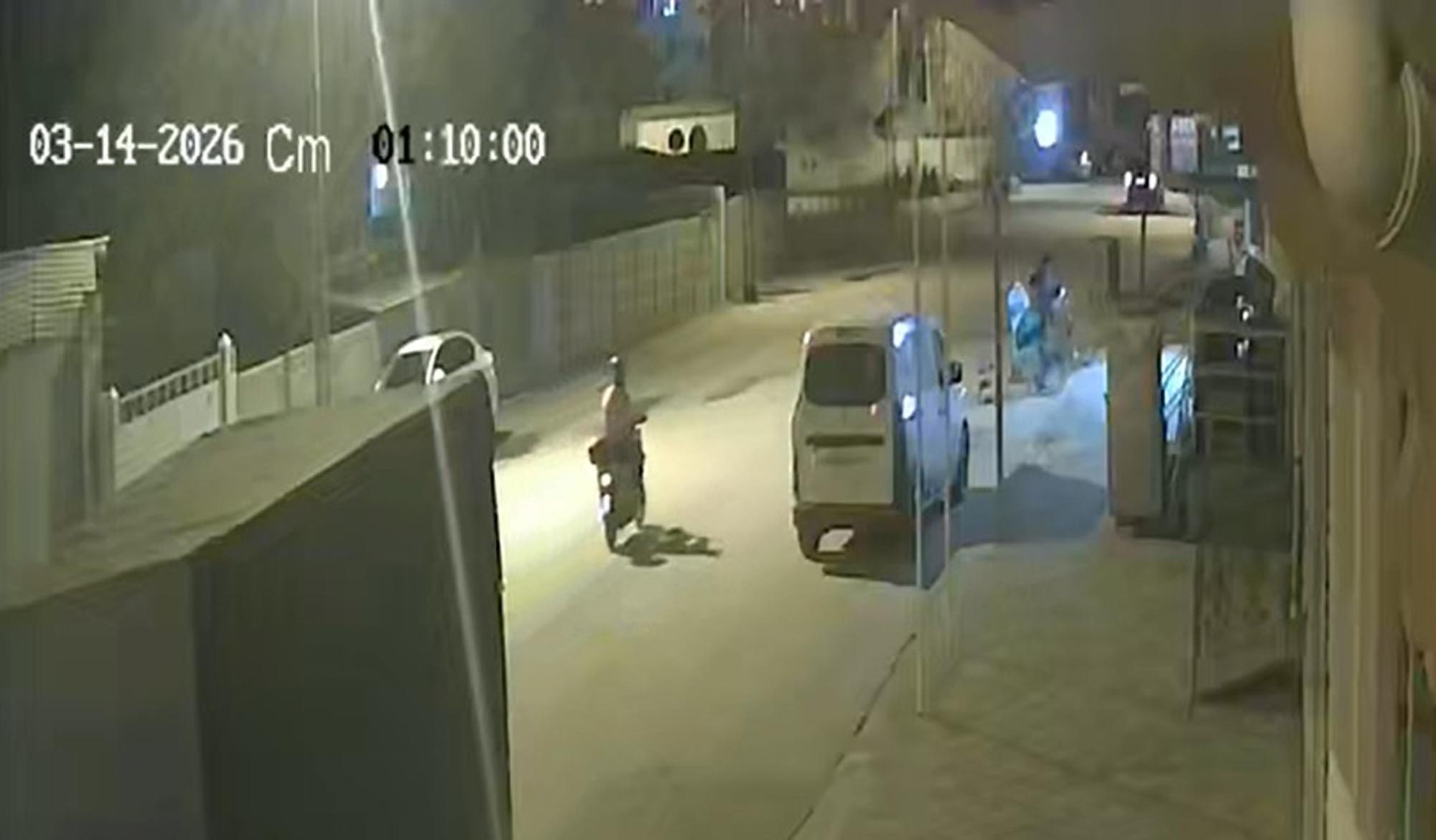 Iğdır'da Polisten Kaçan Şoför, Belediye İşçisinin Motosikletine Çarptı
