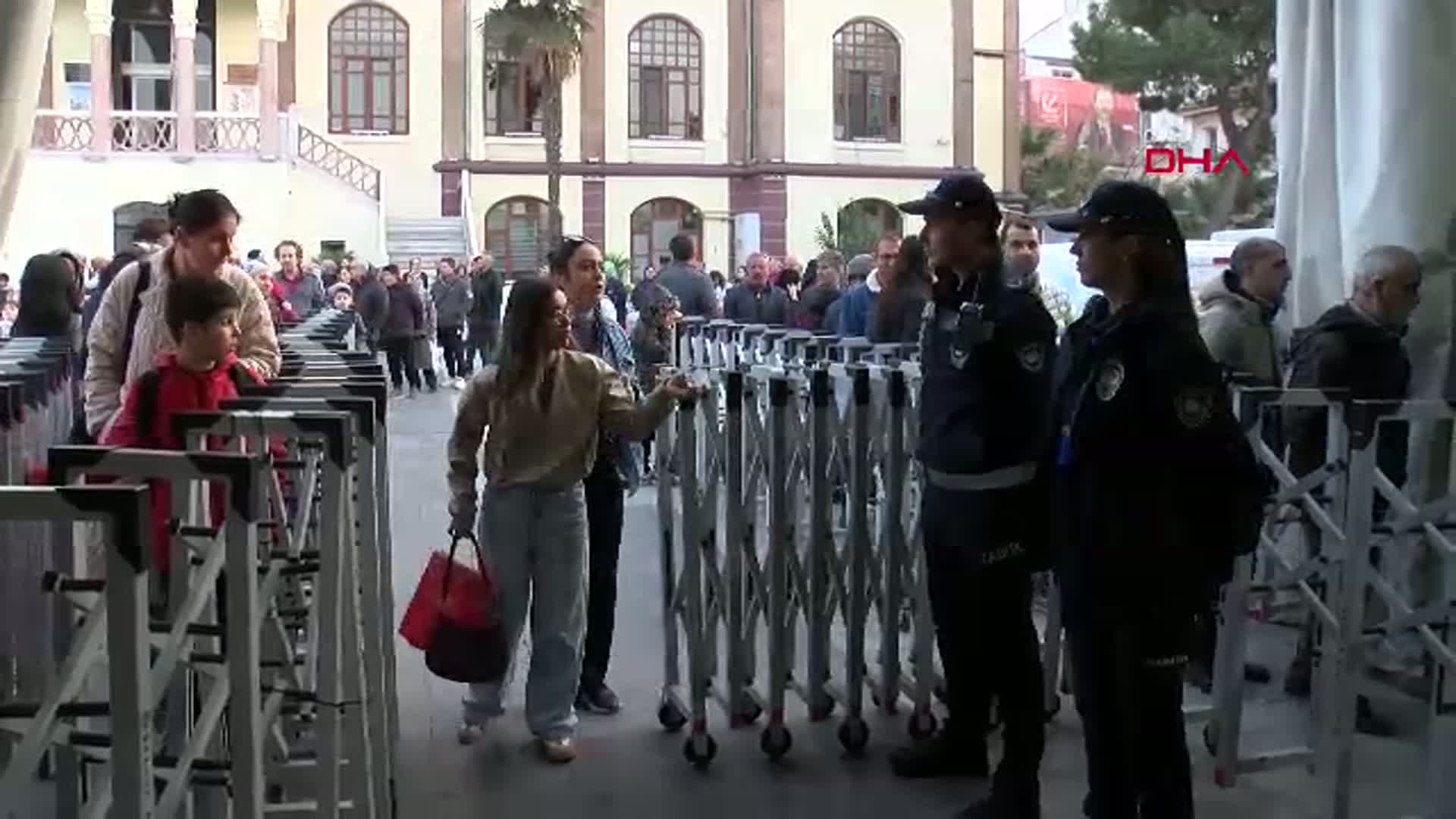 CHP Lideri Özgür Özel'den Kuşadası İle İlgili Çarpıcı Açıklamalar