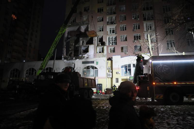 Ukrayna'da Rus Ordusunun Geniş Havadan Saldırısı: 68 Füze ve 430 İHA