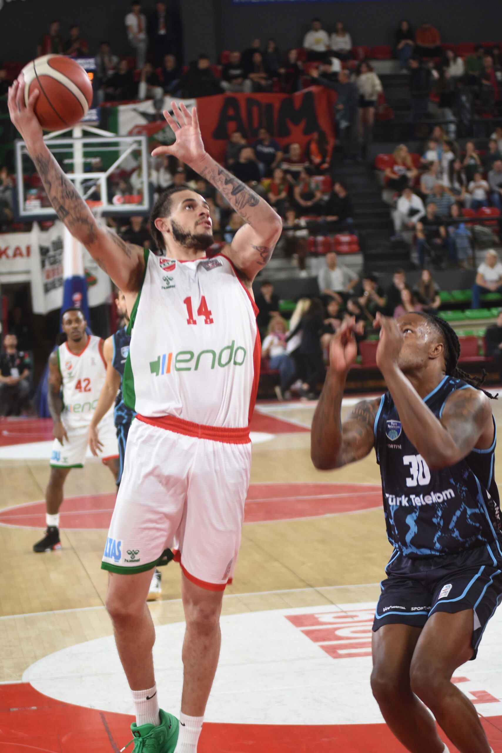 Karşıyaka Basketbol Takımında Kriz Devam Ediyor