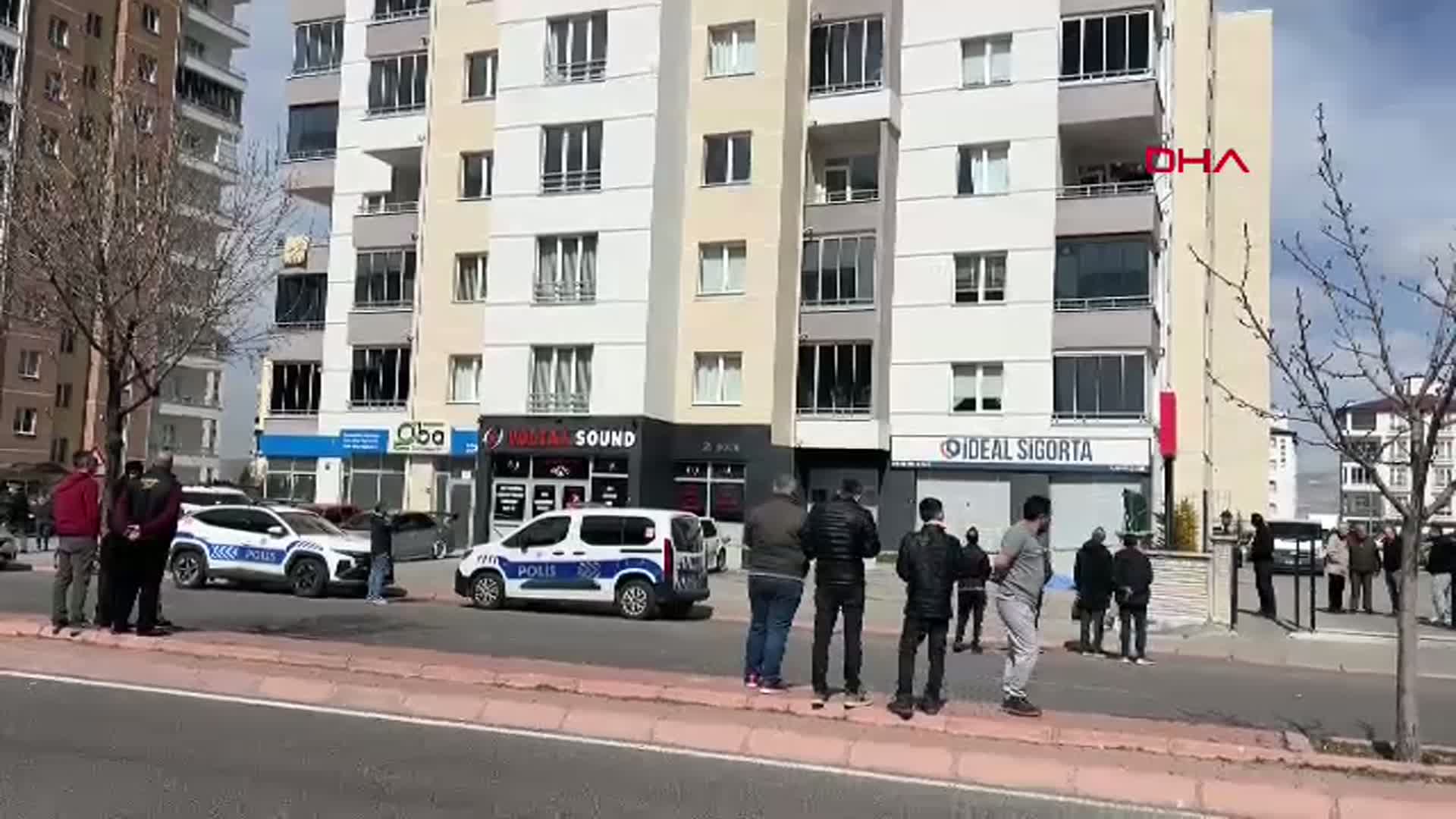 Kayseri'de Balkon Heyecanı TrajiK Sonuçlandı