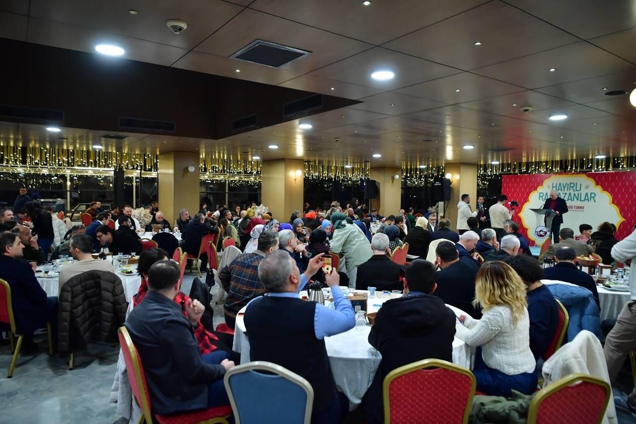 Fatih Belediyesi'nden Basın Mensuplarına Özel Sahur Programı