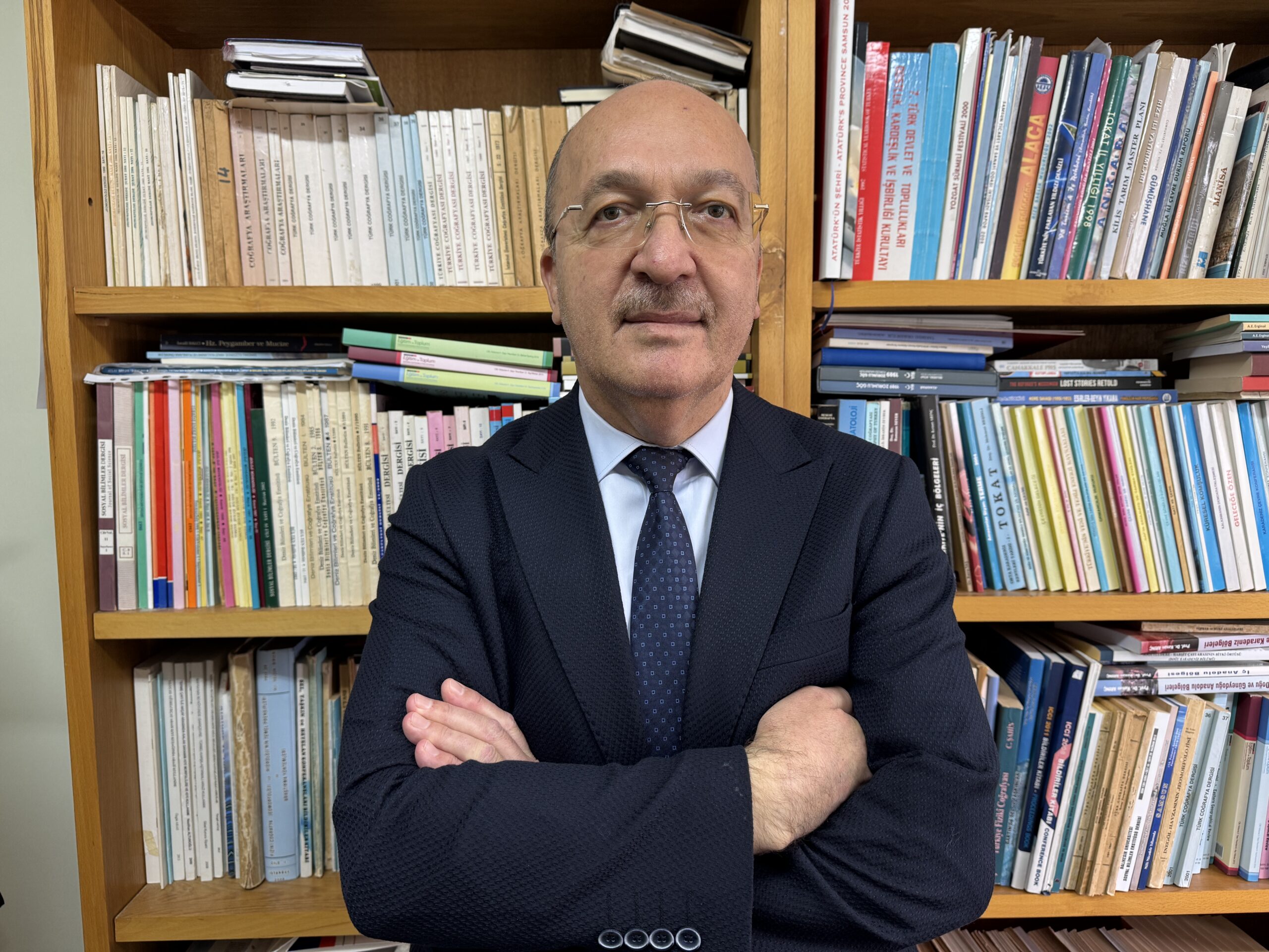 Prof. Dr. Zeybek: Füzeler, Depremleri Tetikleyebilir Ancak Oluşturamaz