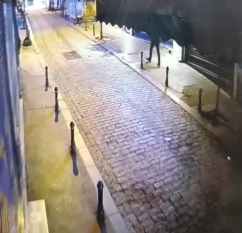 Galata’da Çanta Hırsızlığı: H.B. Güven Timleri Tarafından Yakalandı