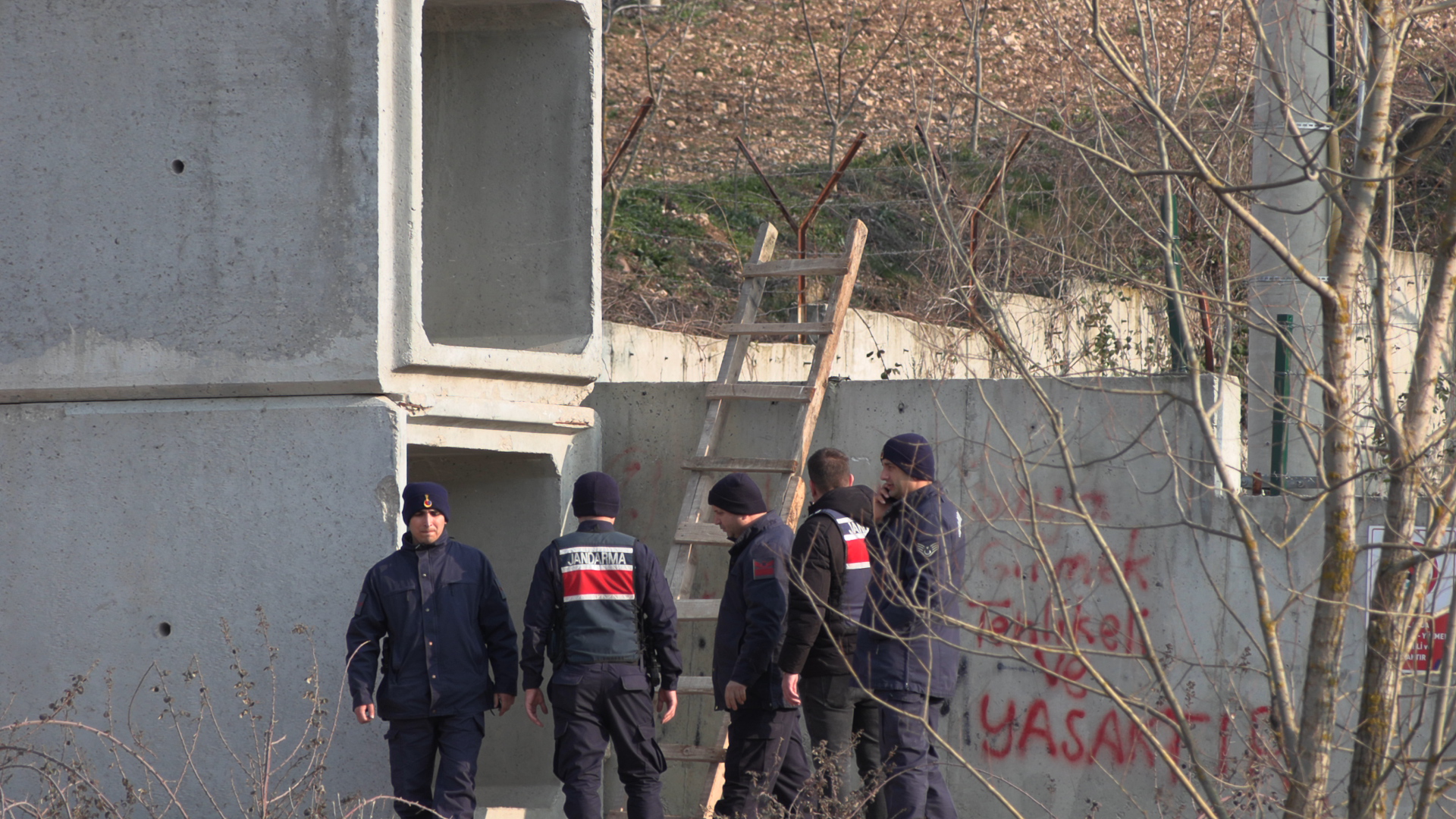 Girilmesi Yasak Gölette Boğulma Tehlikesi: 13 Yaşındaki Çocuk Hayata Döndürüldü