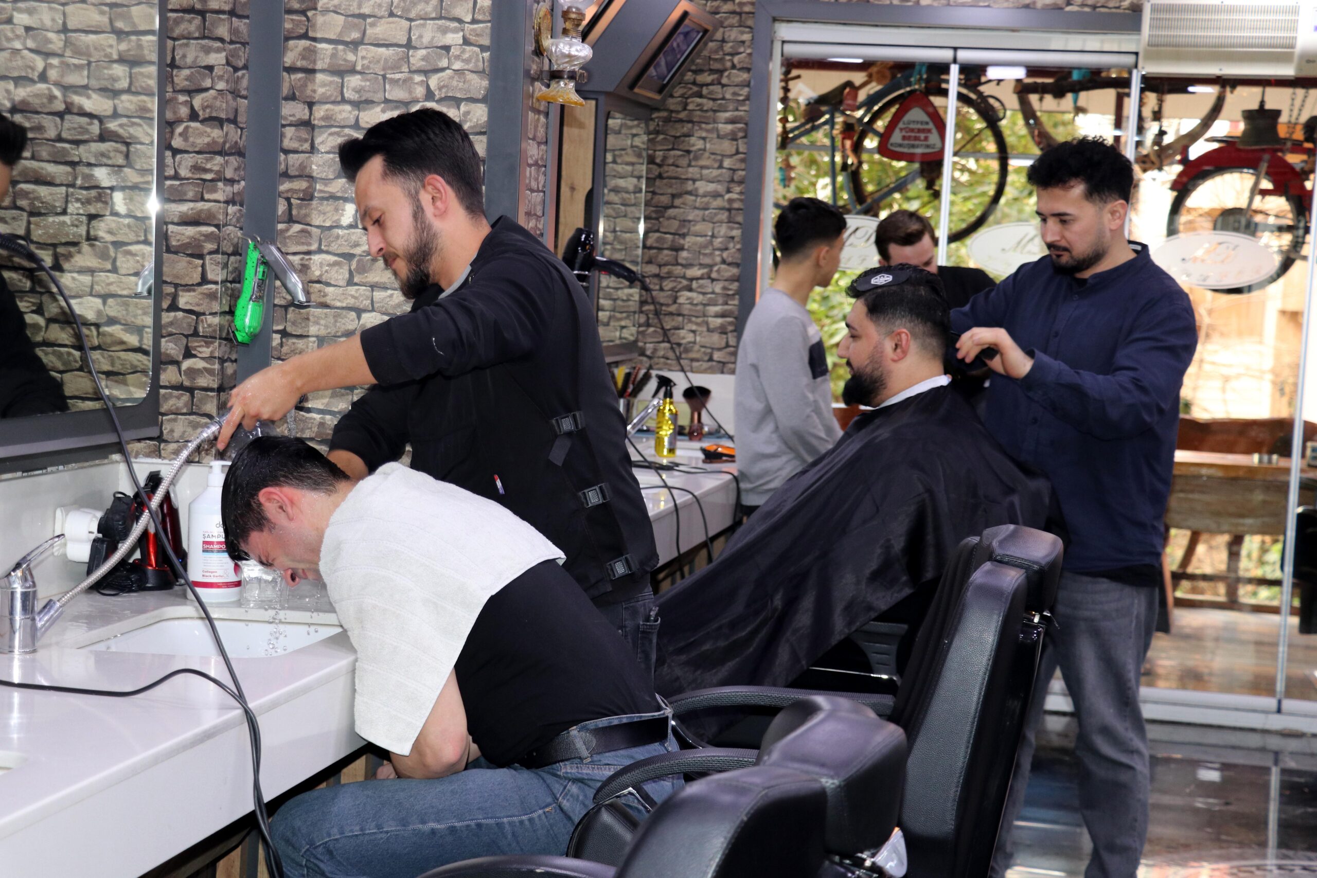 Antalya Berberlerinden Bayram Öncesi Tıraş Uyarısı