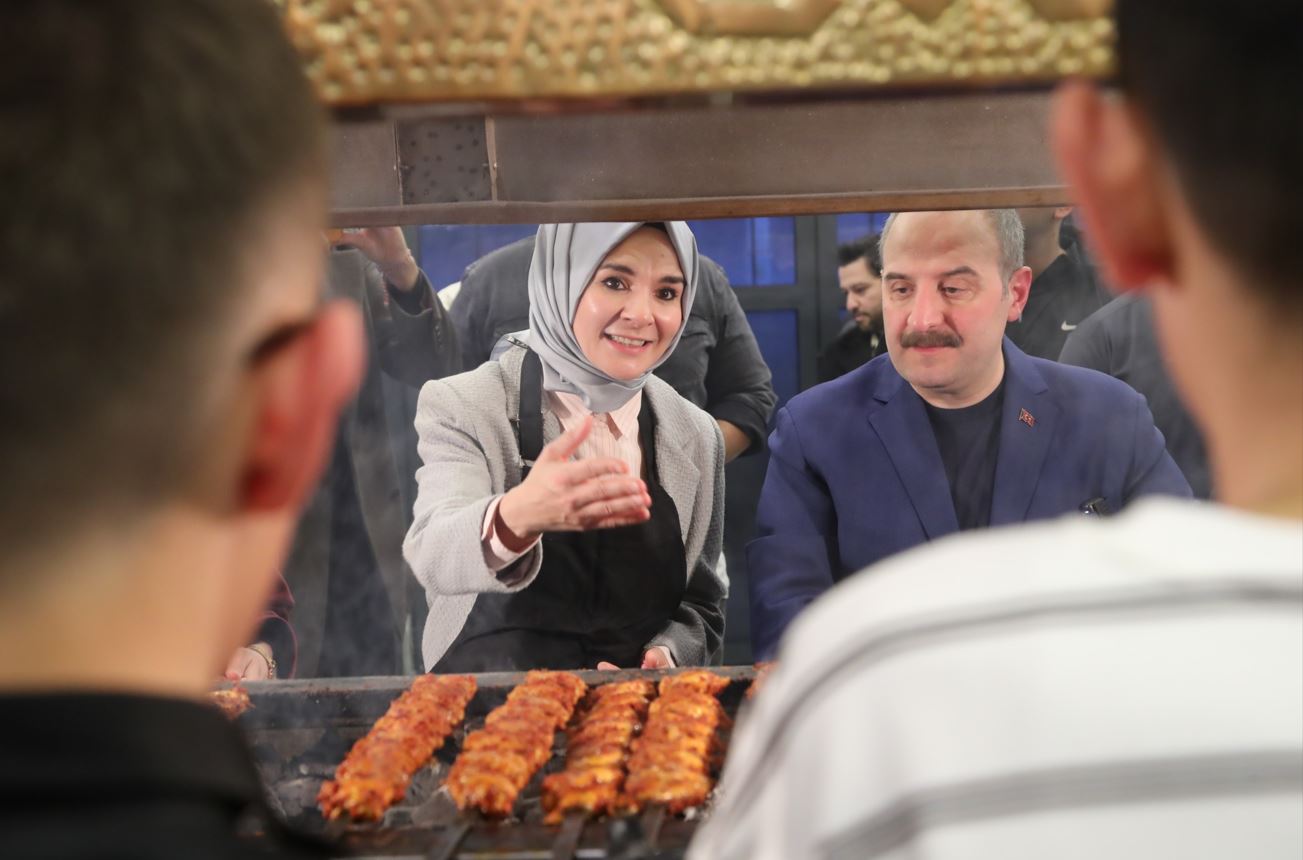Bakan Göktaş, İftar Programında Devlet Korumasındaki Çocuklarla Bir Araya Geldi