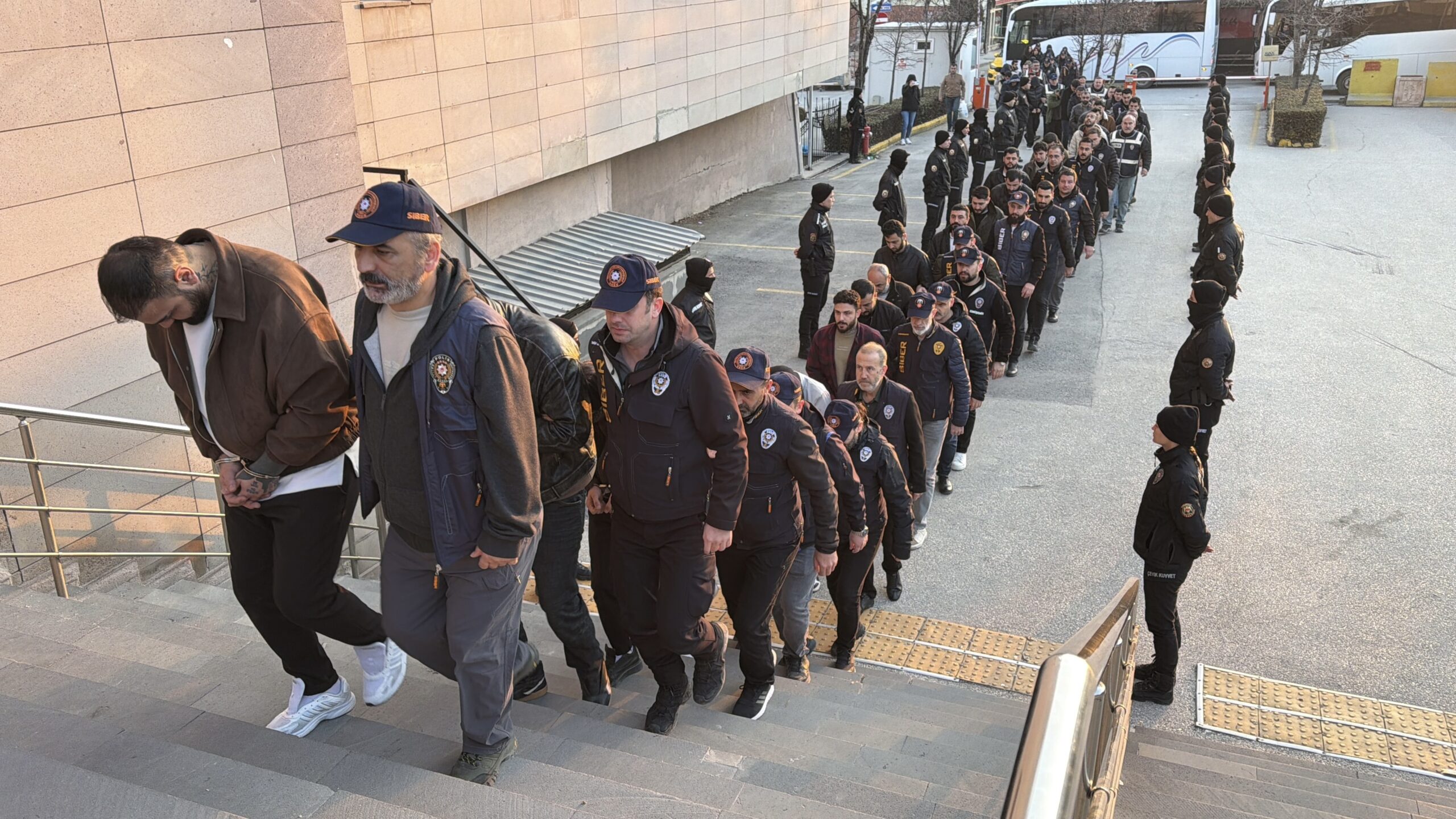 Eskişehir’de Yasa Dışı Bahis Operasyonu: 49 Şüpheli Adliyeye Sevk Edildi