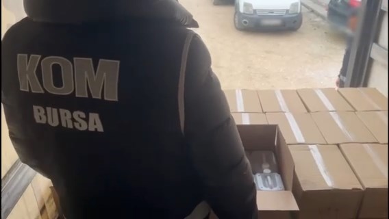 Bursa'da Sahte Alkol Operasyonunda 4 Tutuklama