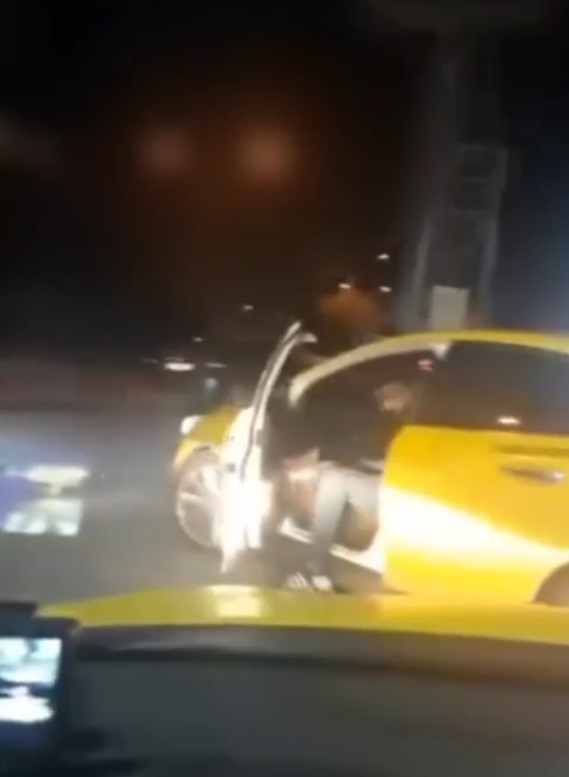 Adana'da Taksici Tartışması: Meslektaşını Tehdit Etti