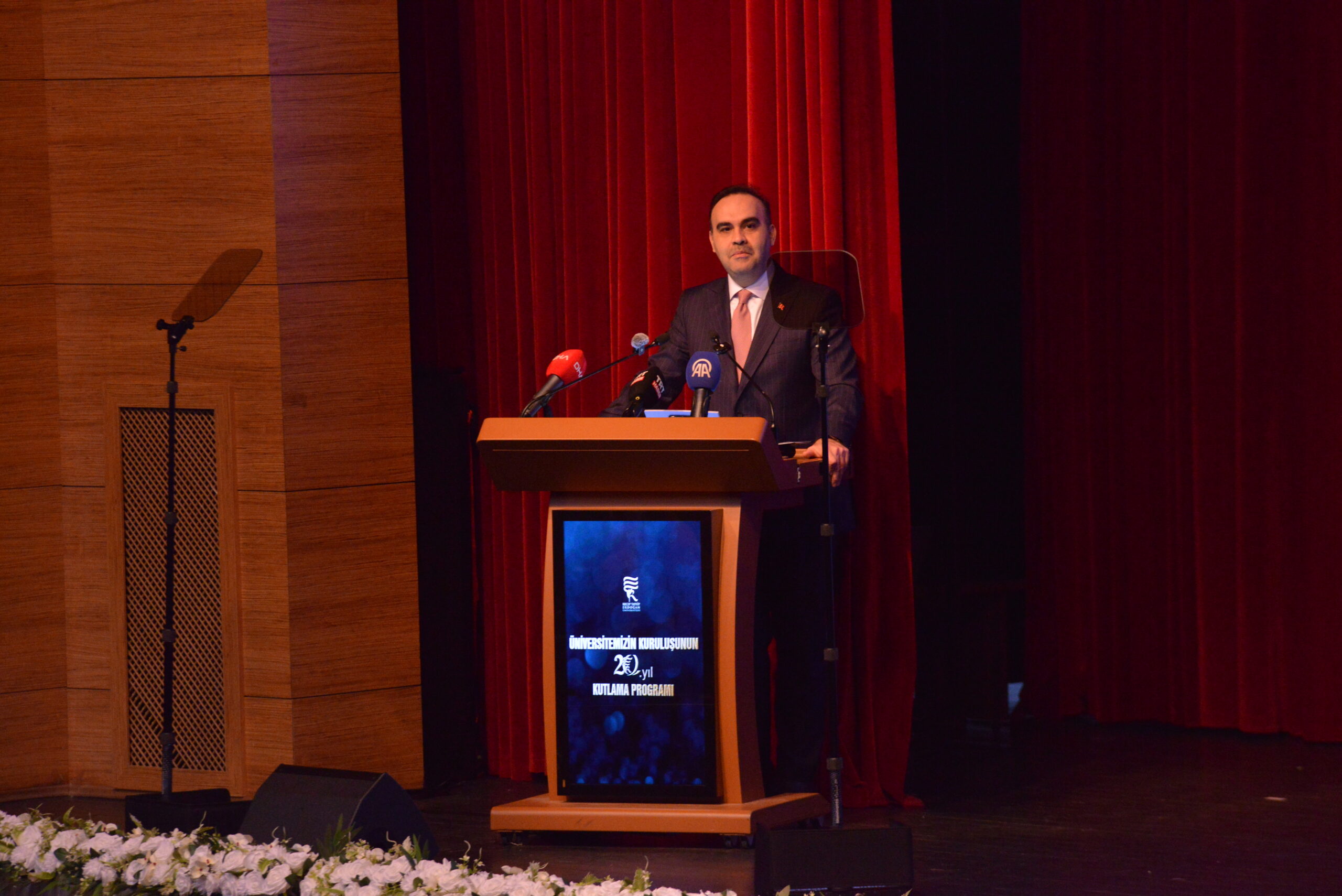 Bakan Kacır'dan Yerli ve Milli Üretim Vurgusu