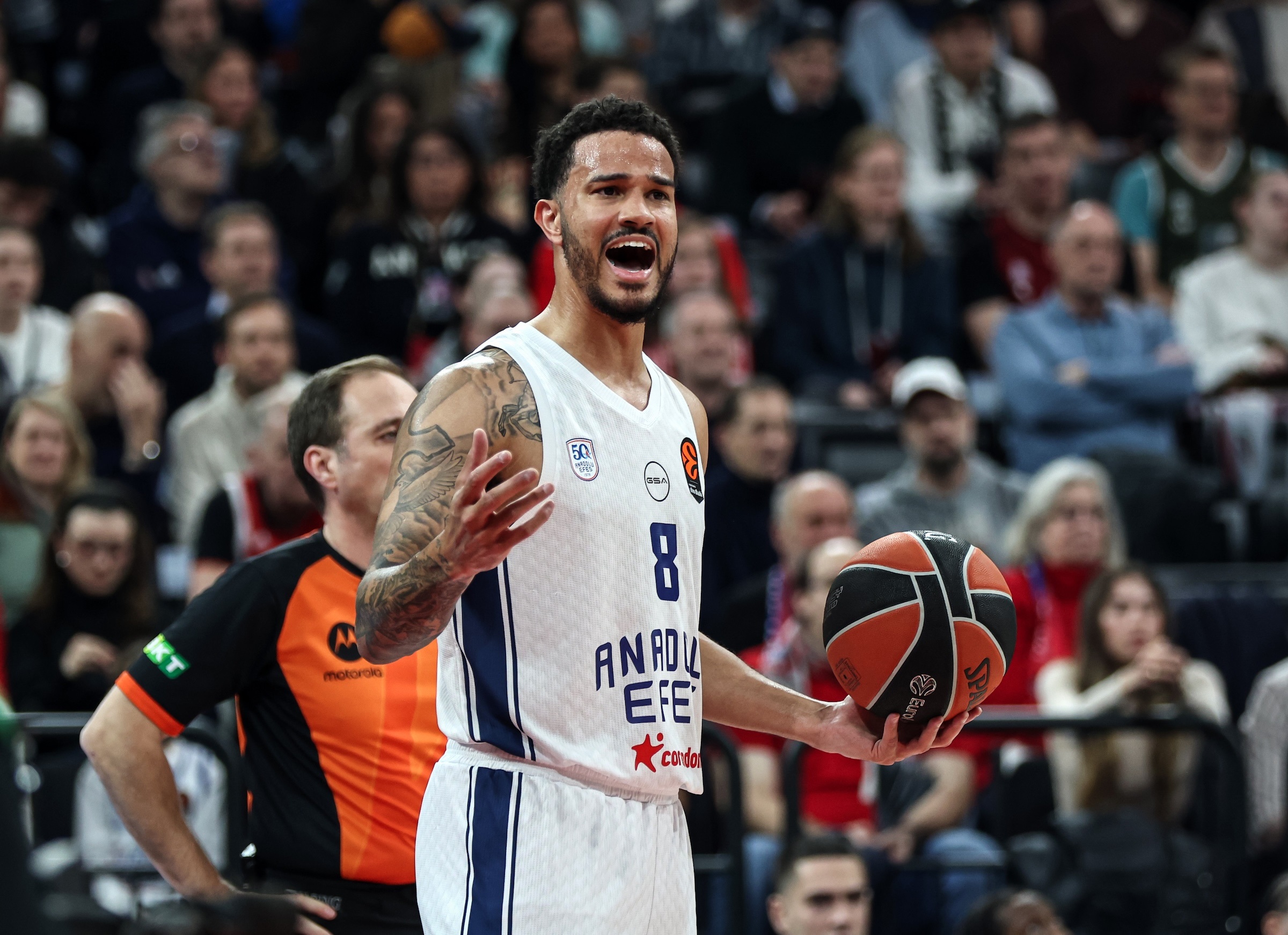 Anadolu Efes, EuroLeague'de Monaco ile Karşılaşıyor