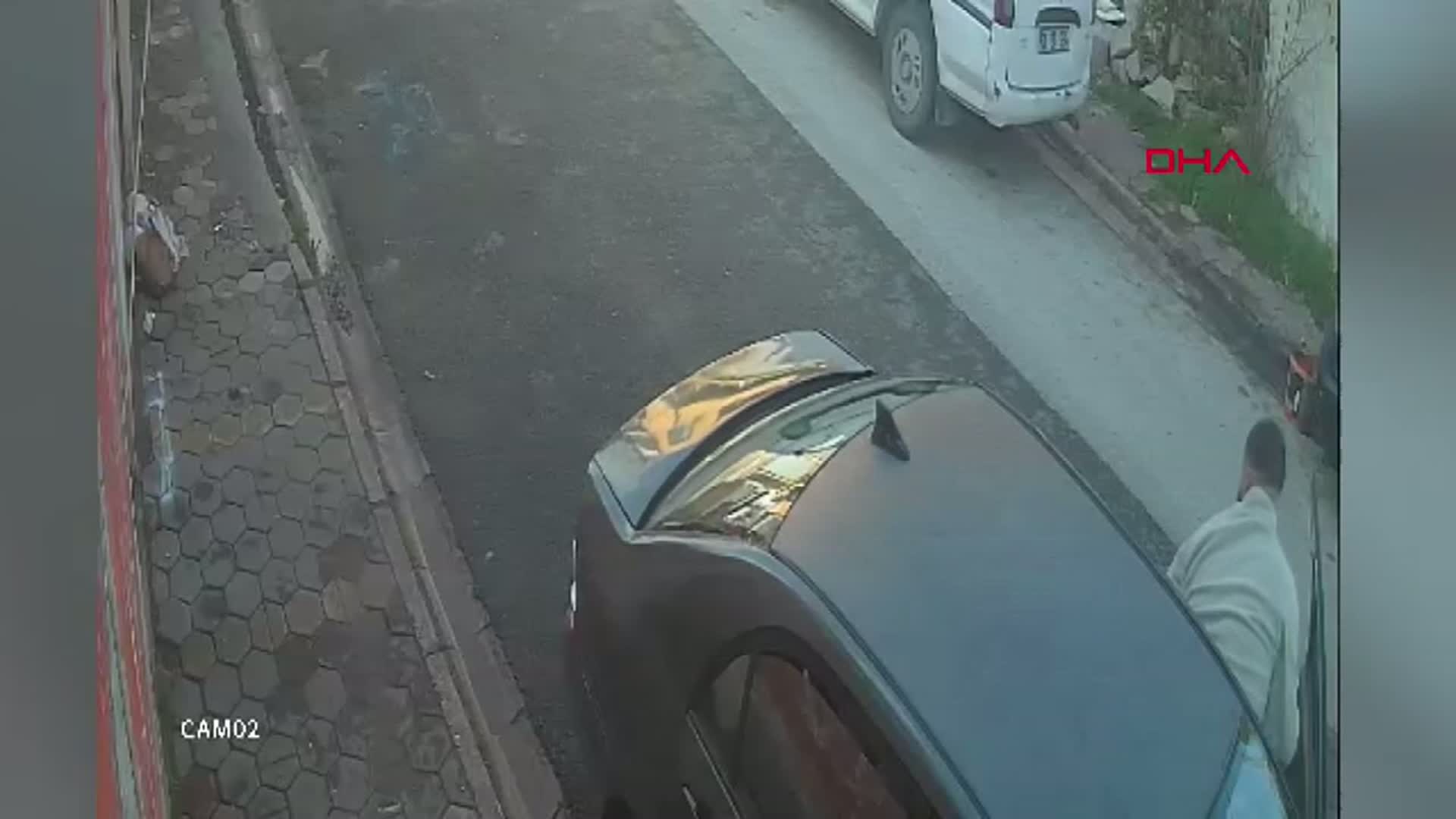 Adana'da Hırsızlar Eğlenceli Anlara İmza Attı