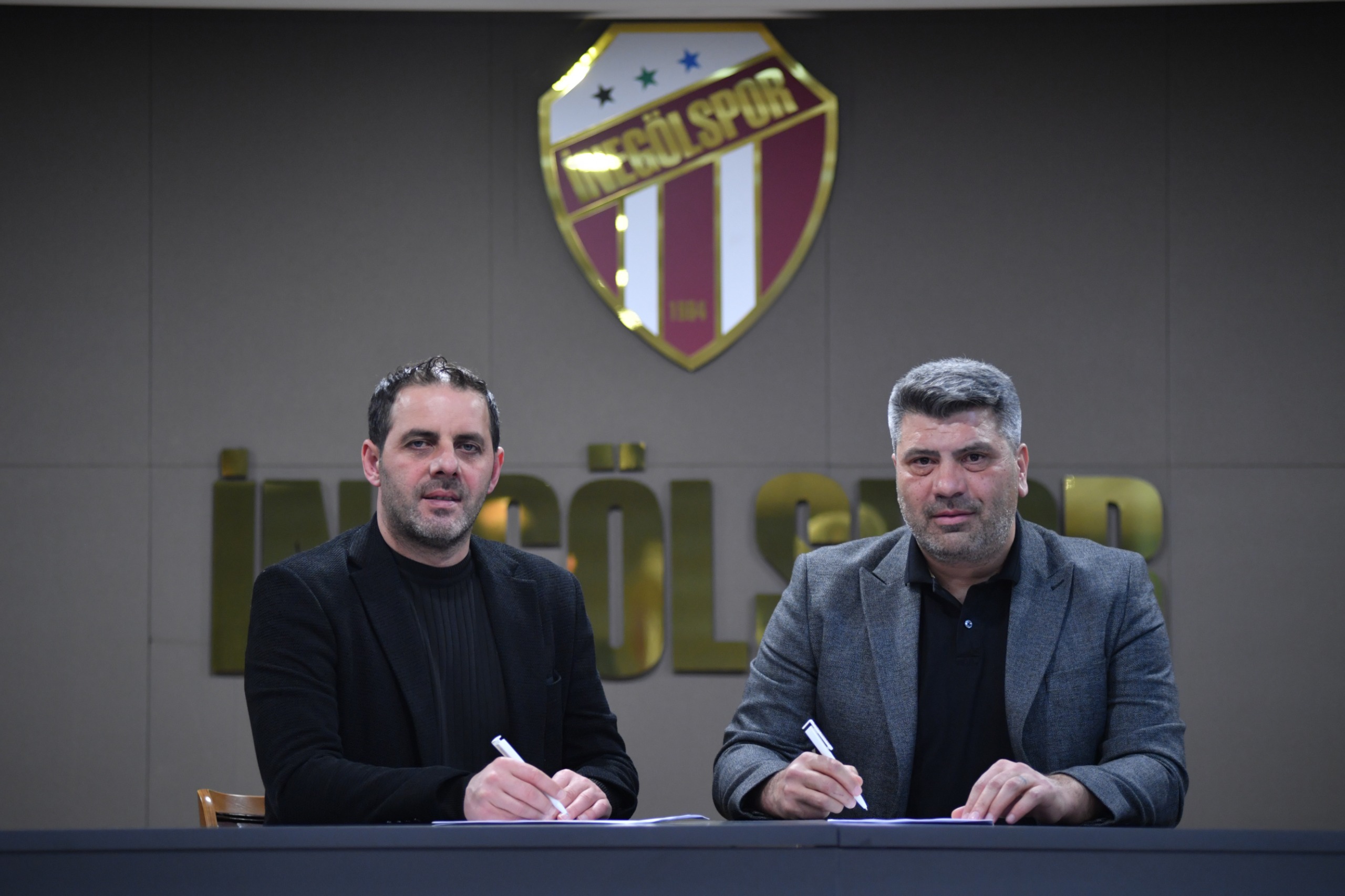 İnegölspor, Teknik Direktörlük Koltuğuna Koray Palaz'ı Oturttu