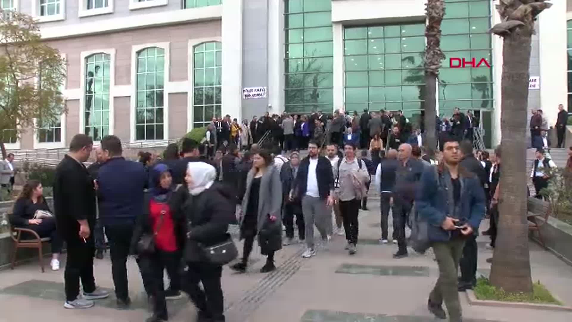 Antalya Büyükşehir Belediye Başkanı Muhittin Böcek'in Tutukluluğu Devam Ediyor