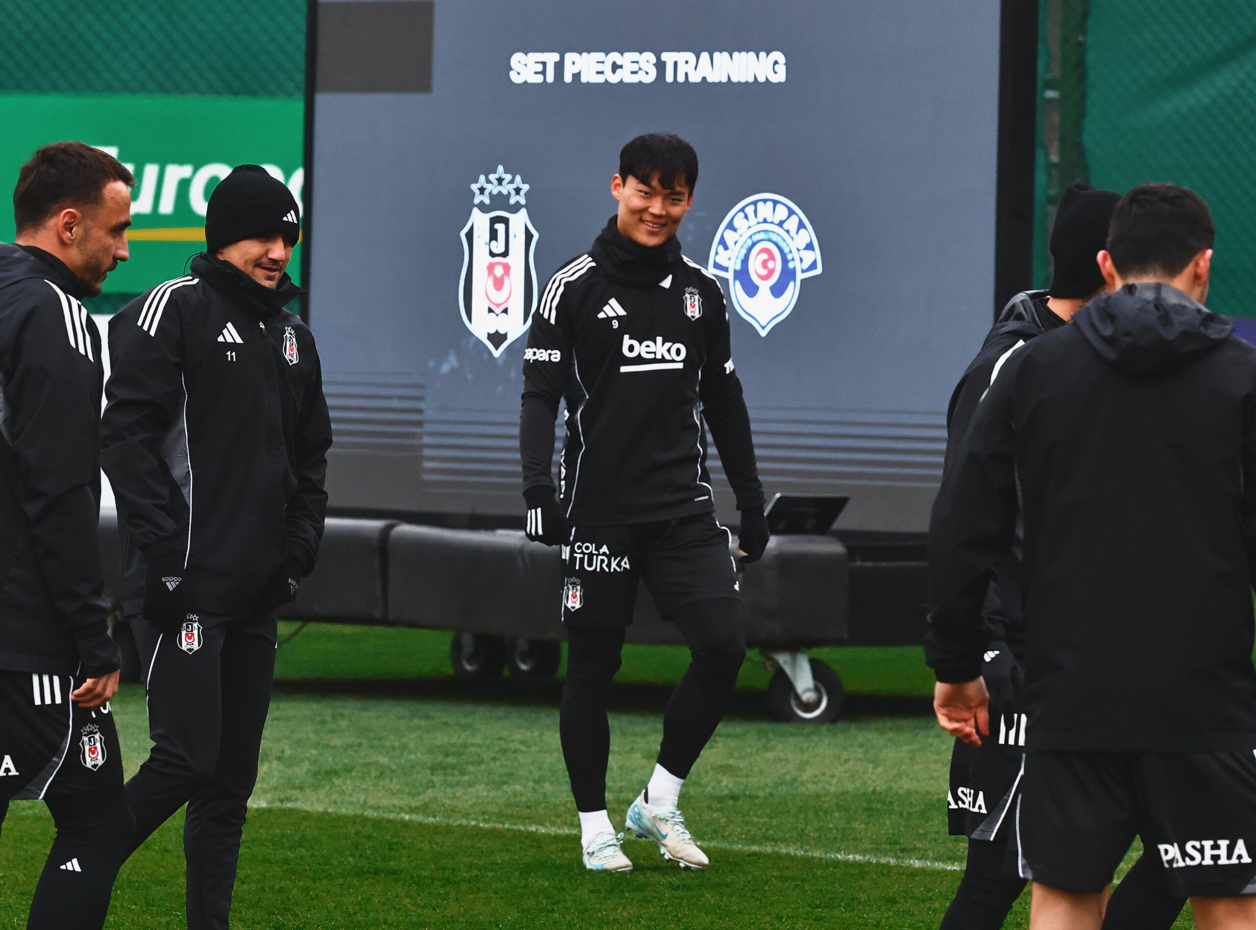 Beşiktaş Kasımpaşa Maçı Hazırlıklarını Tamamladı