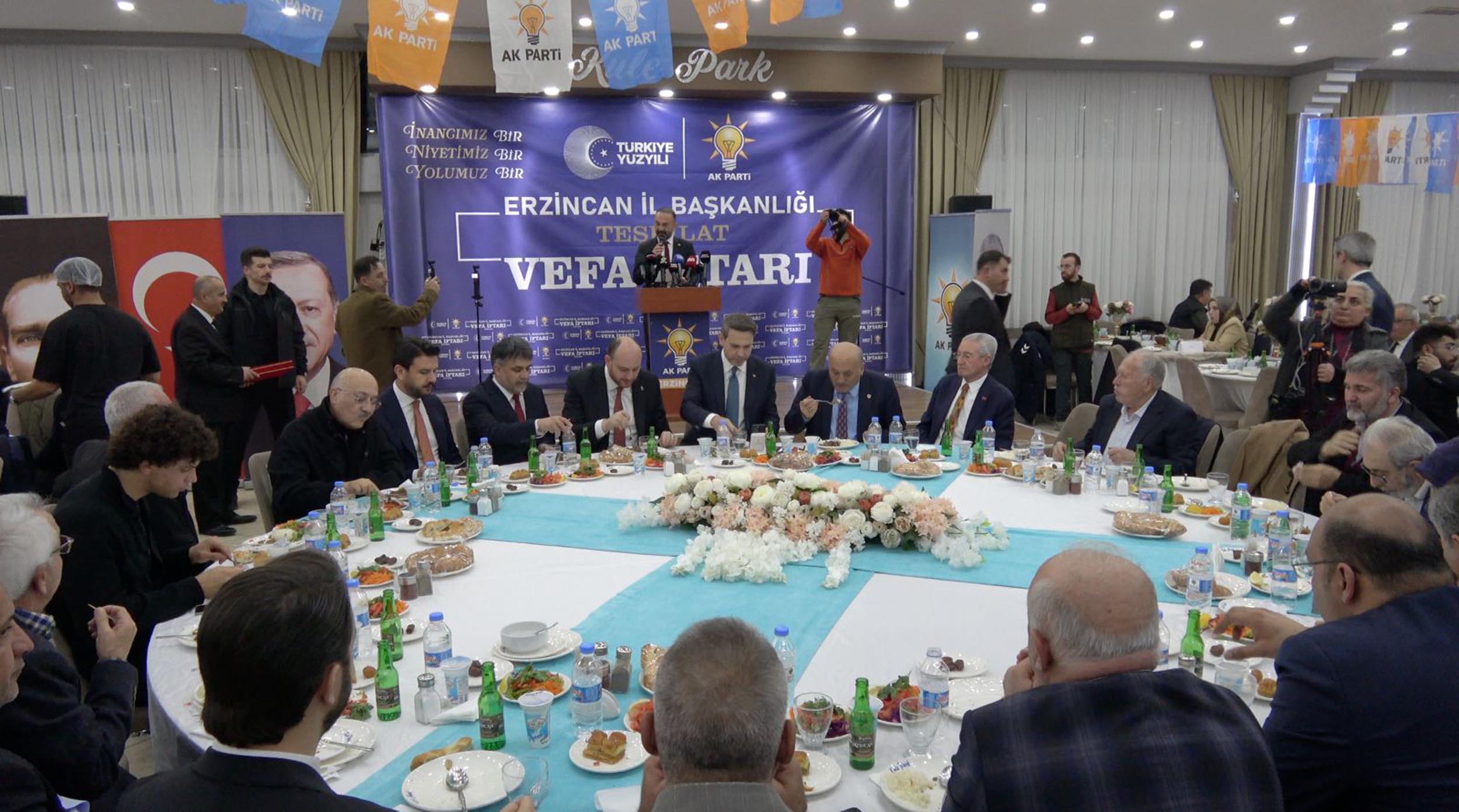 Bakan Bayraktar: İliç'teki Maden Ocağını Çevresel Önlemlerle Yeniden Açmayı Hedefliyoruz
