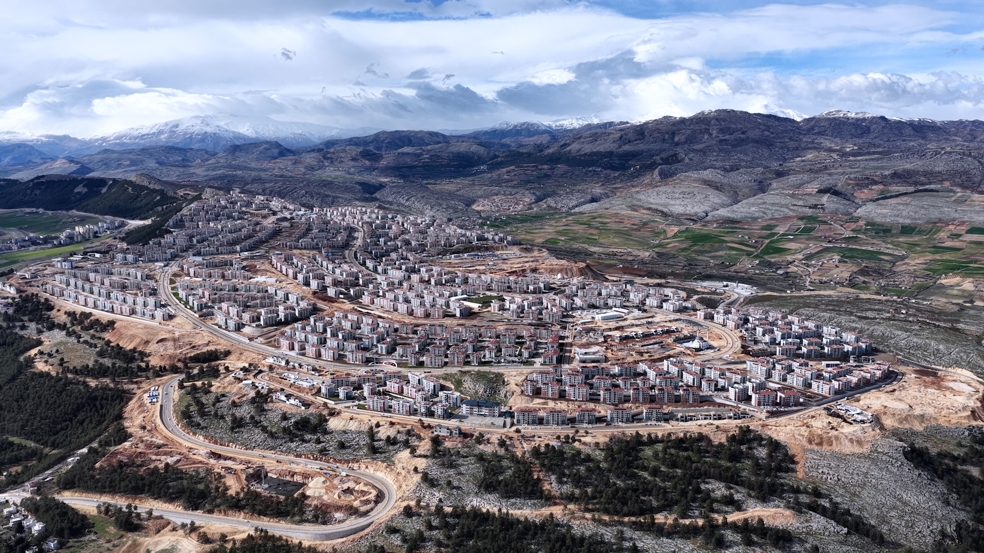 Bakan Kurum'dan Adıyaman'da Yeni İş Yerleri Açılışı