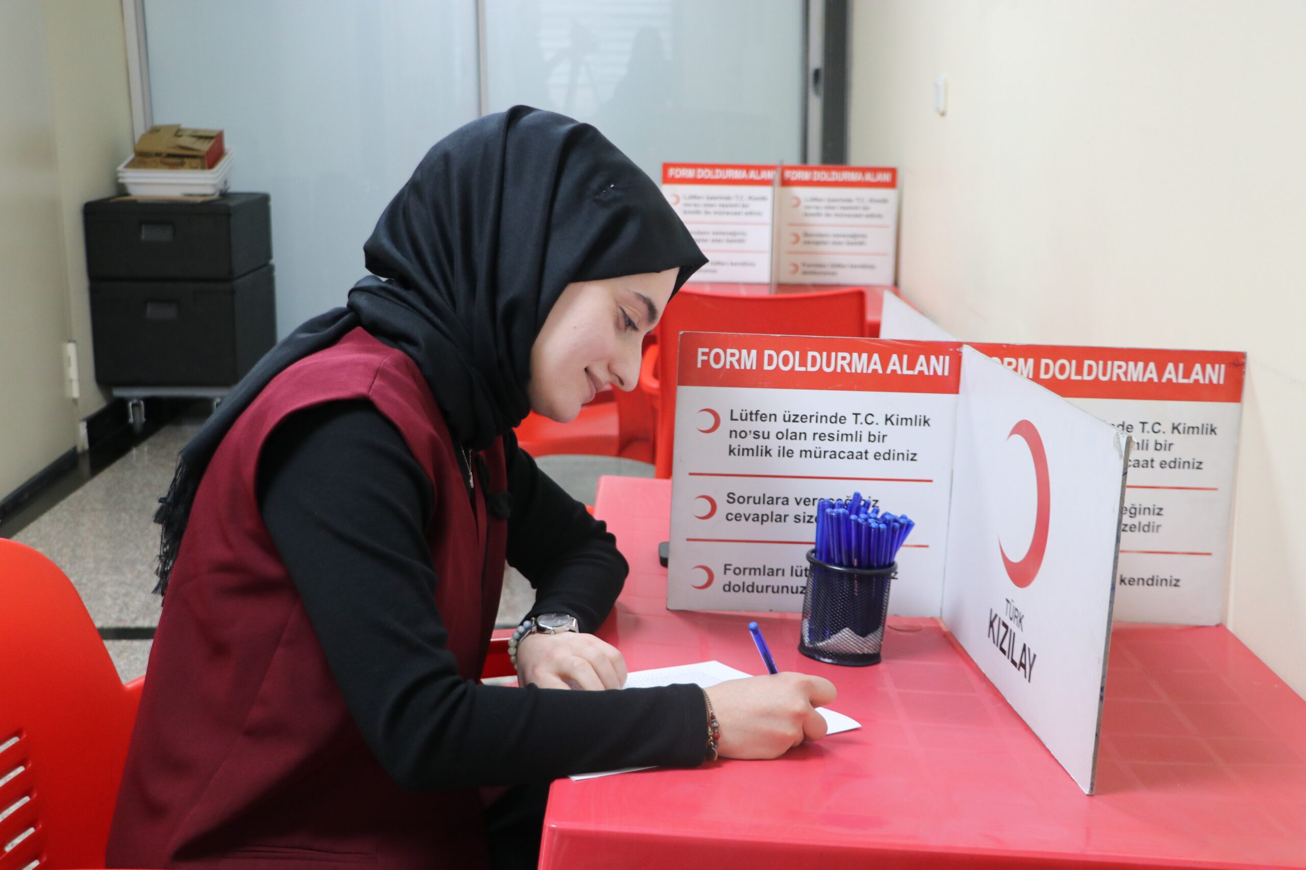 Türk Kızılay'ında Rekor Bağış: Kardeşlerin İnanılmaz Hikayesi