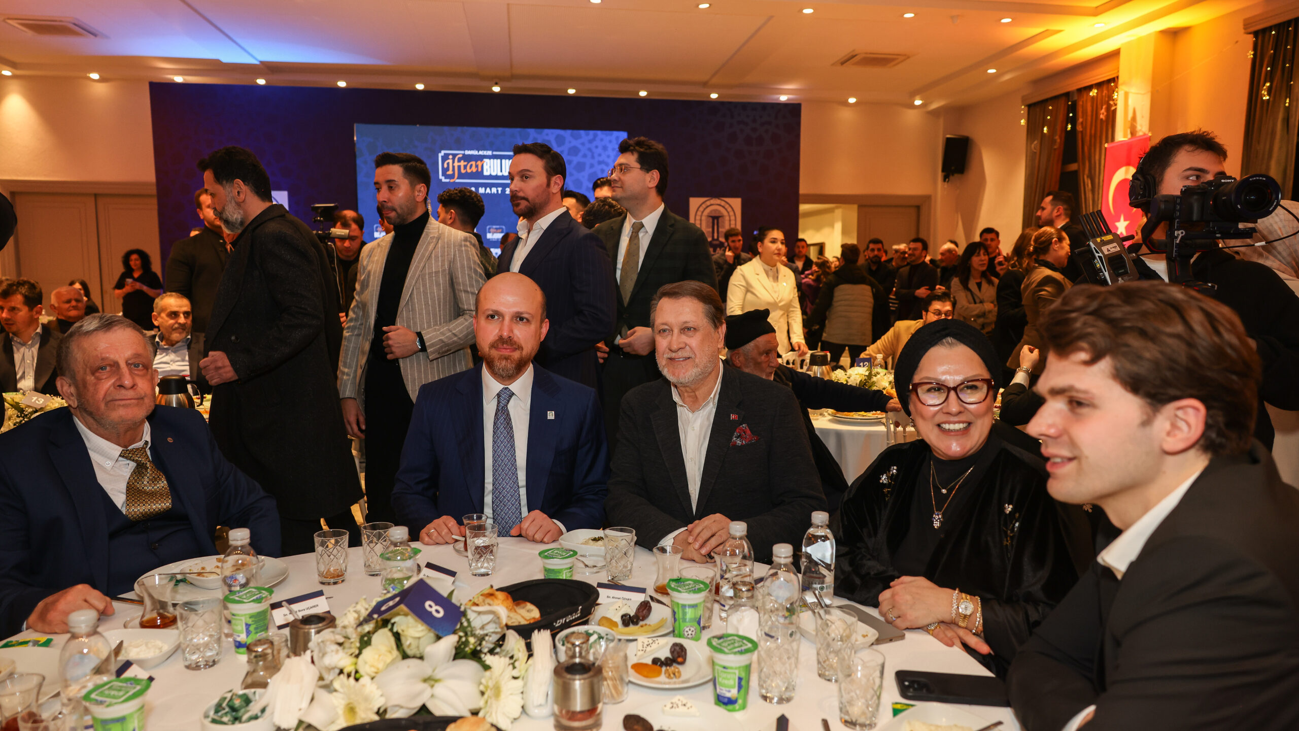İstanbul'da Ramazan Sofrasında Vefa Düzenlendi