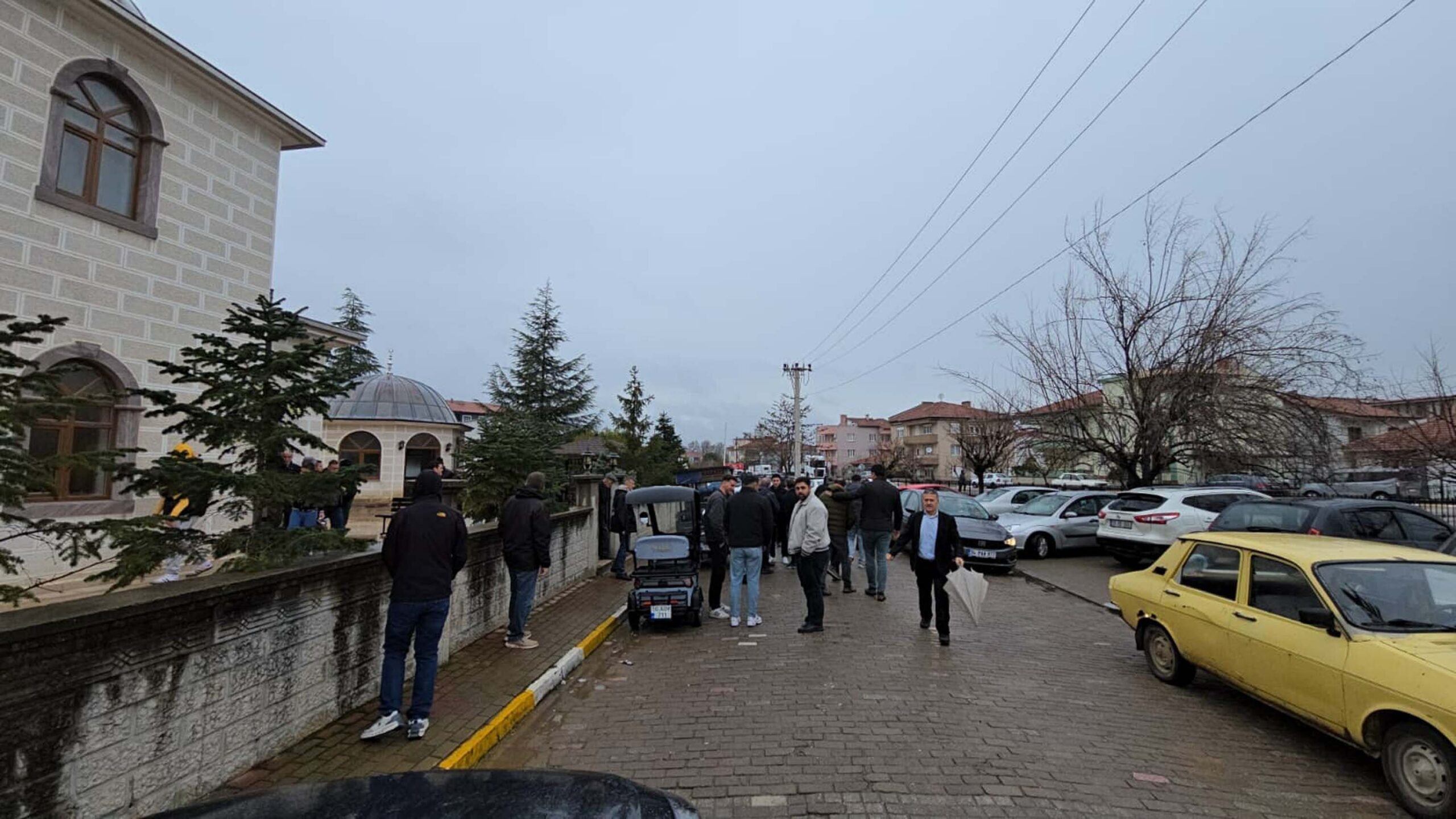 Sındırgı'da 4 Büyüklüğünde Deprem: Kısa Süreli Tedirginlik