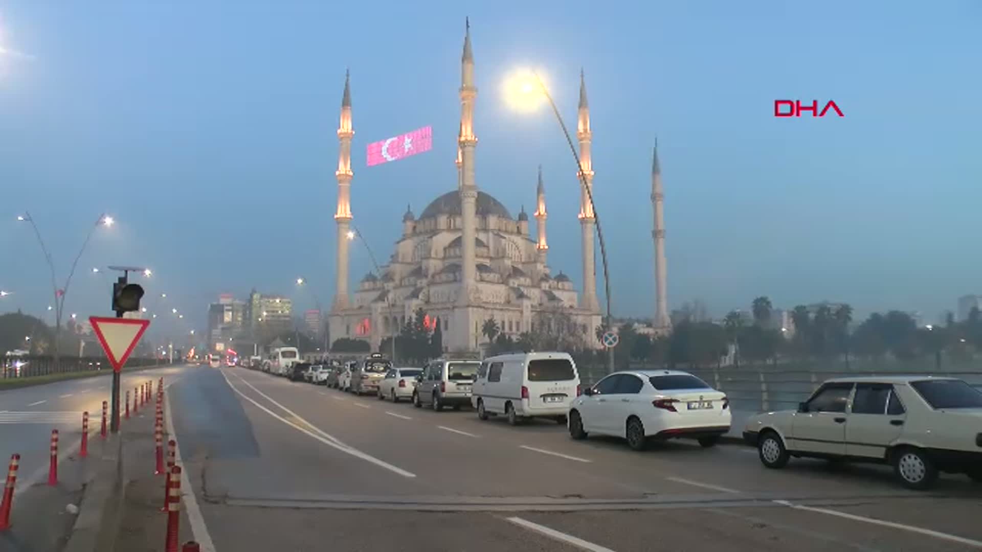 Adana'da Ramazan Bayramı Coşkuyla Kutlandı