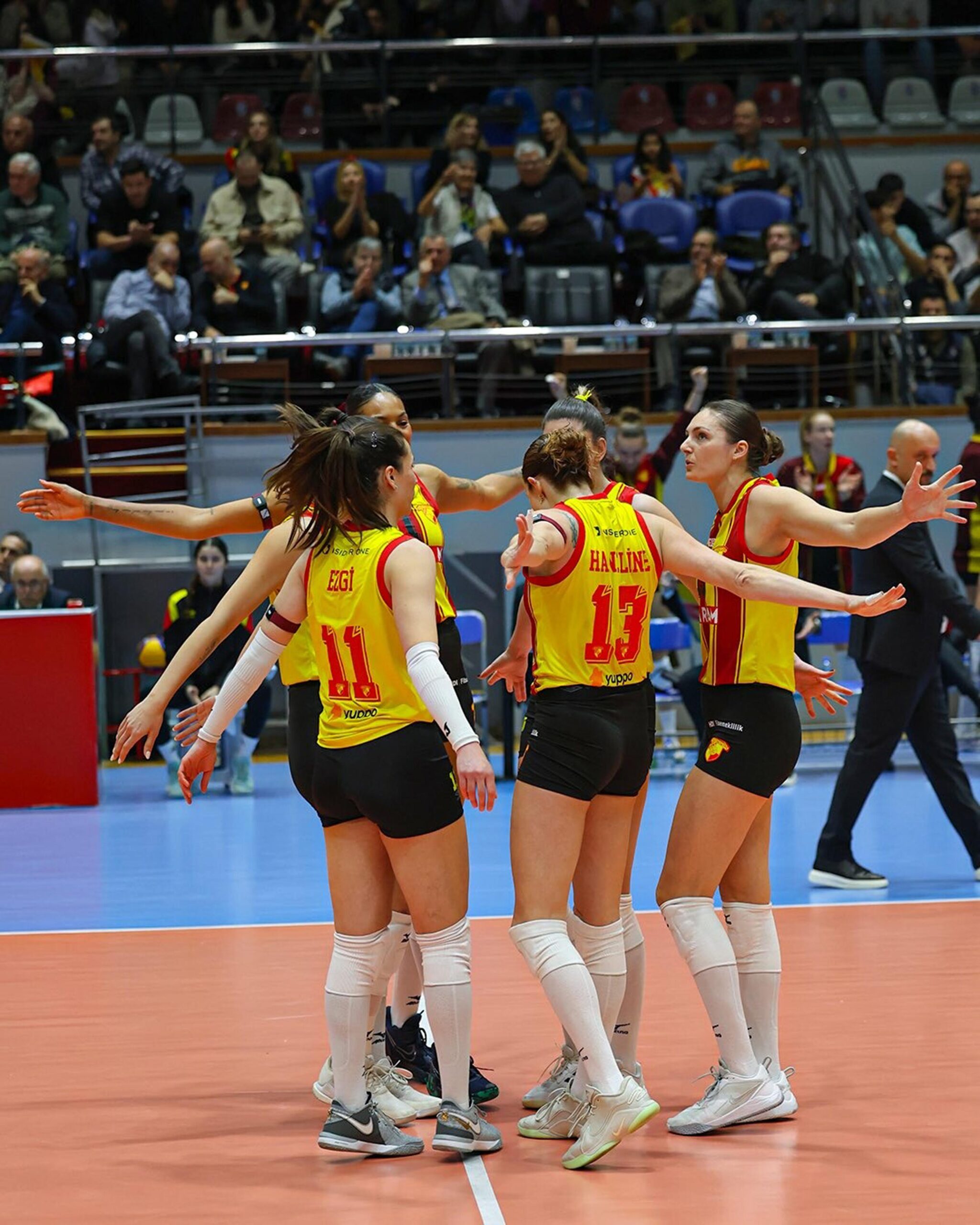 Göztepe: Sadece Futbolla Değil, Tüm Branşlarda Zirvede